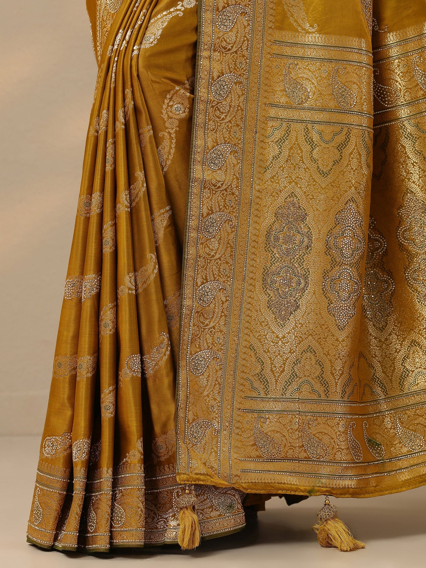 Mustard Embellished Banarasi Silk Blend Saree With Unstitched Blouse Piece