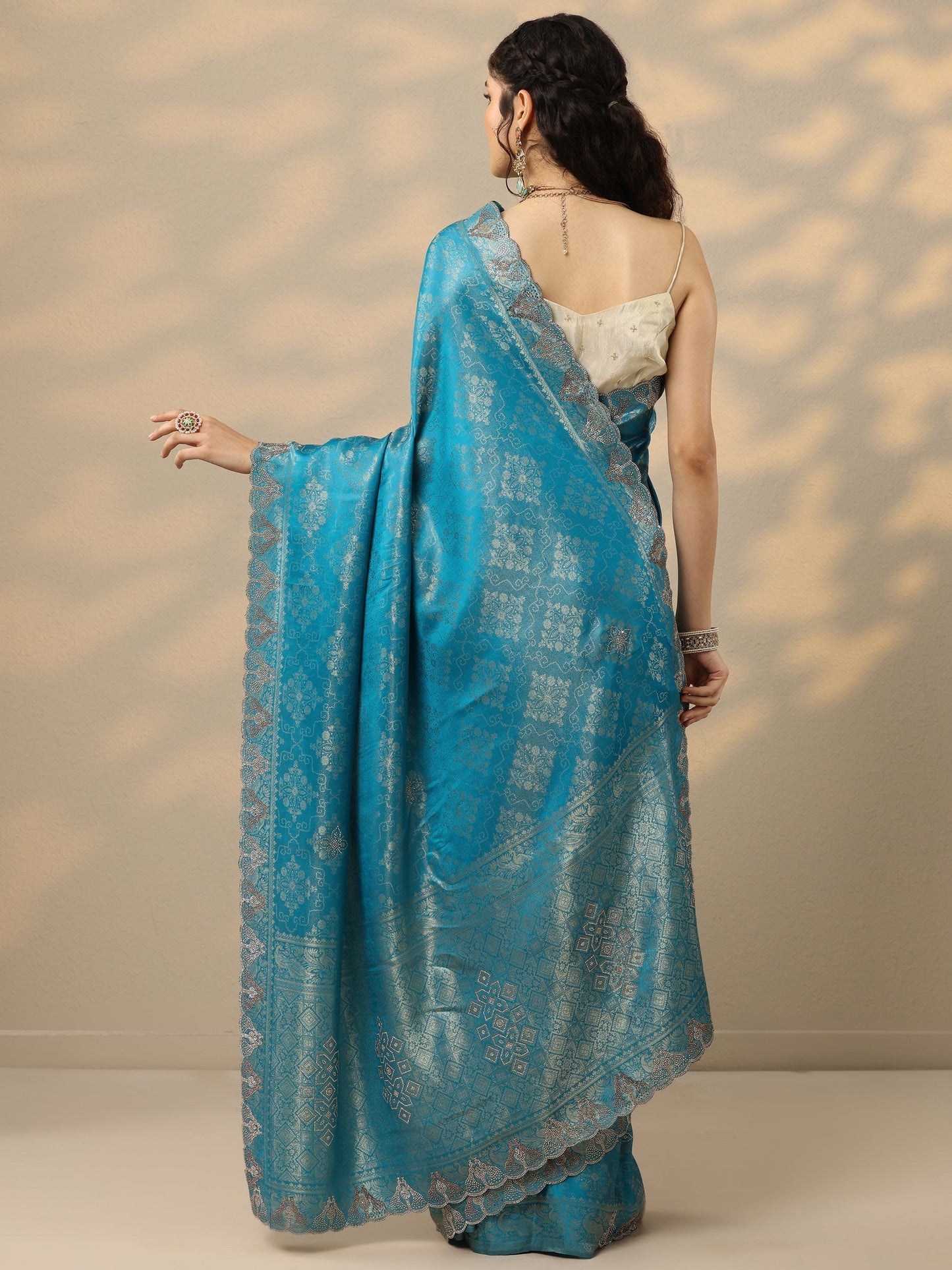 Blue Woven Design Banarasi Silk Blend Saree With Unstitched Blouse Piece