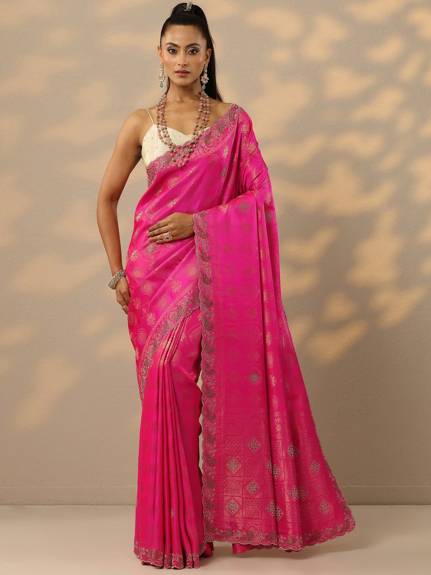 Pink Embellished Banarasi Silk Blend Saree With Unstitched Blouse Piece