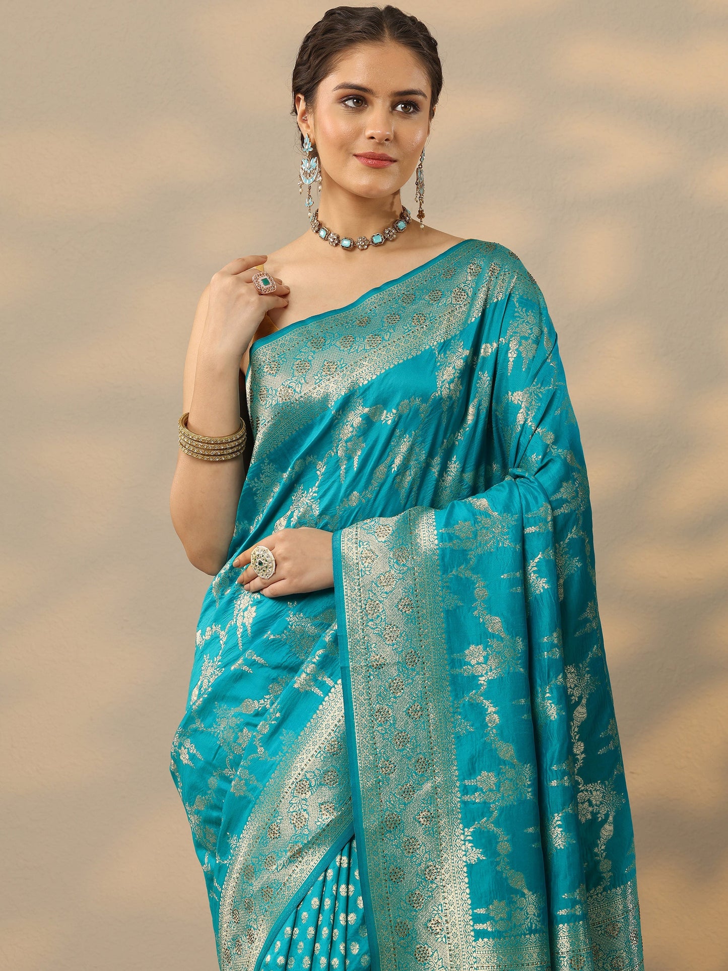 Blue Embellished Banarasi Silk Blend Saree With Unstitched Blouse Piece