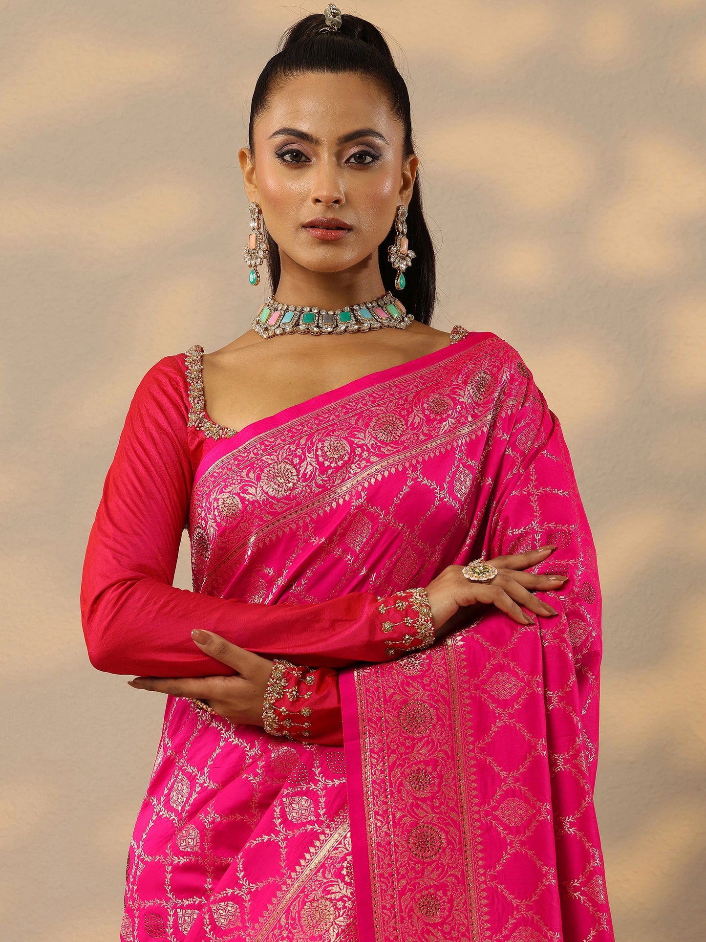 Pink Embellished Banarasi Silk Blend Saree With Unstitched Blouse Piece