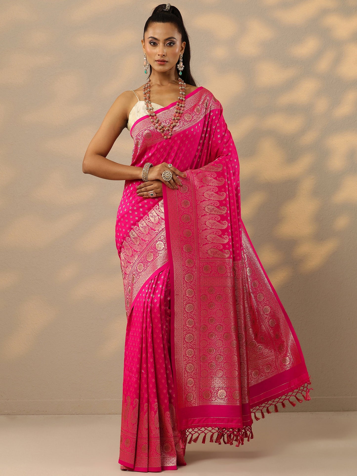 Pink Woven Design Banarasi Silk Blend Saree With Unstitched Blouse Piece