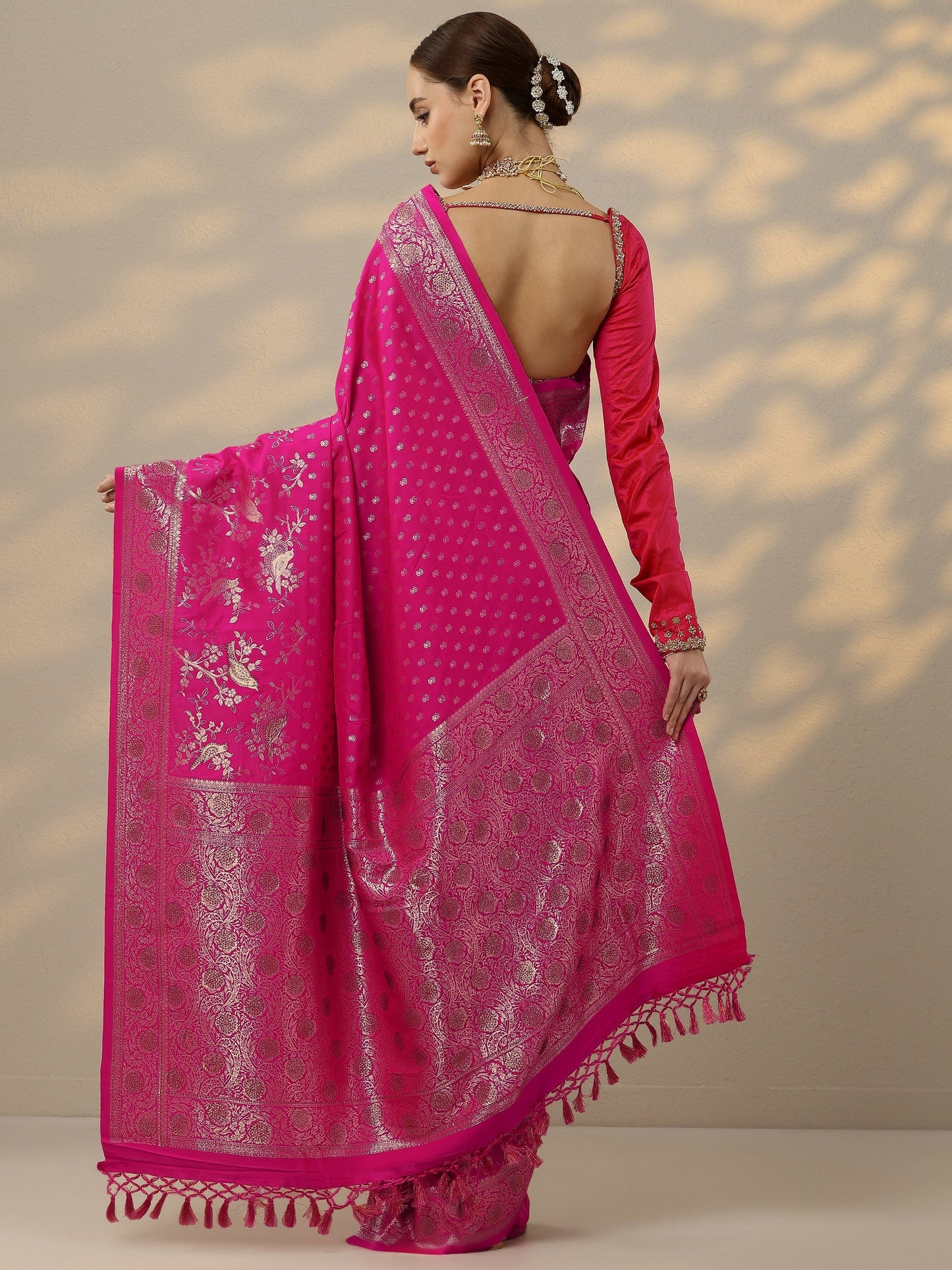 Pink Woven Design Banarasi Silk Blend Saree With Unstitched Blouse Piece