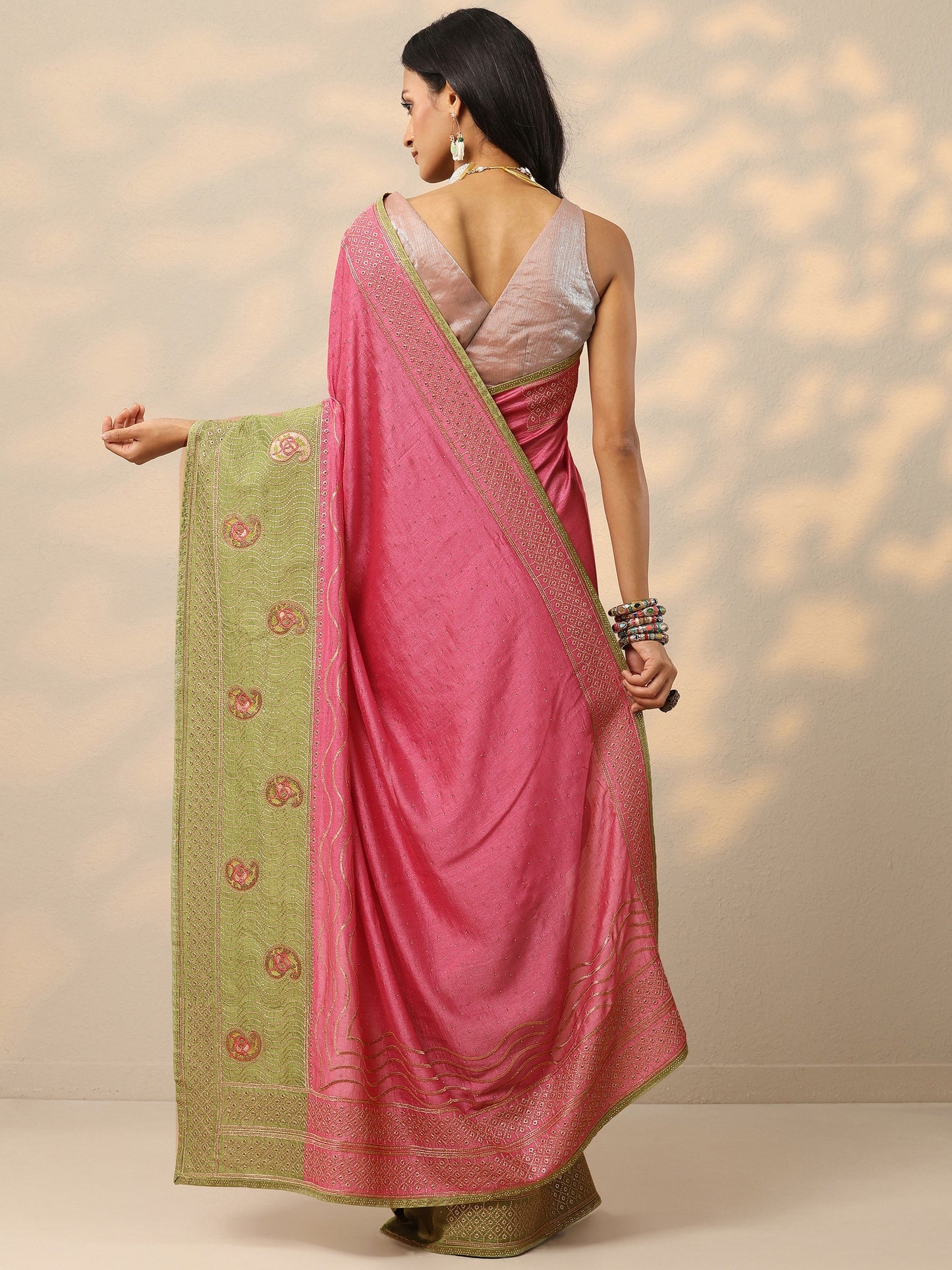 Pink Embellished Silk Blend Saree With Unstitched Blouse Piece