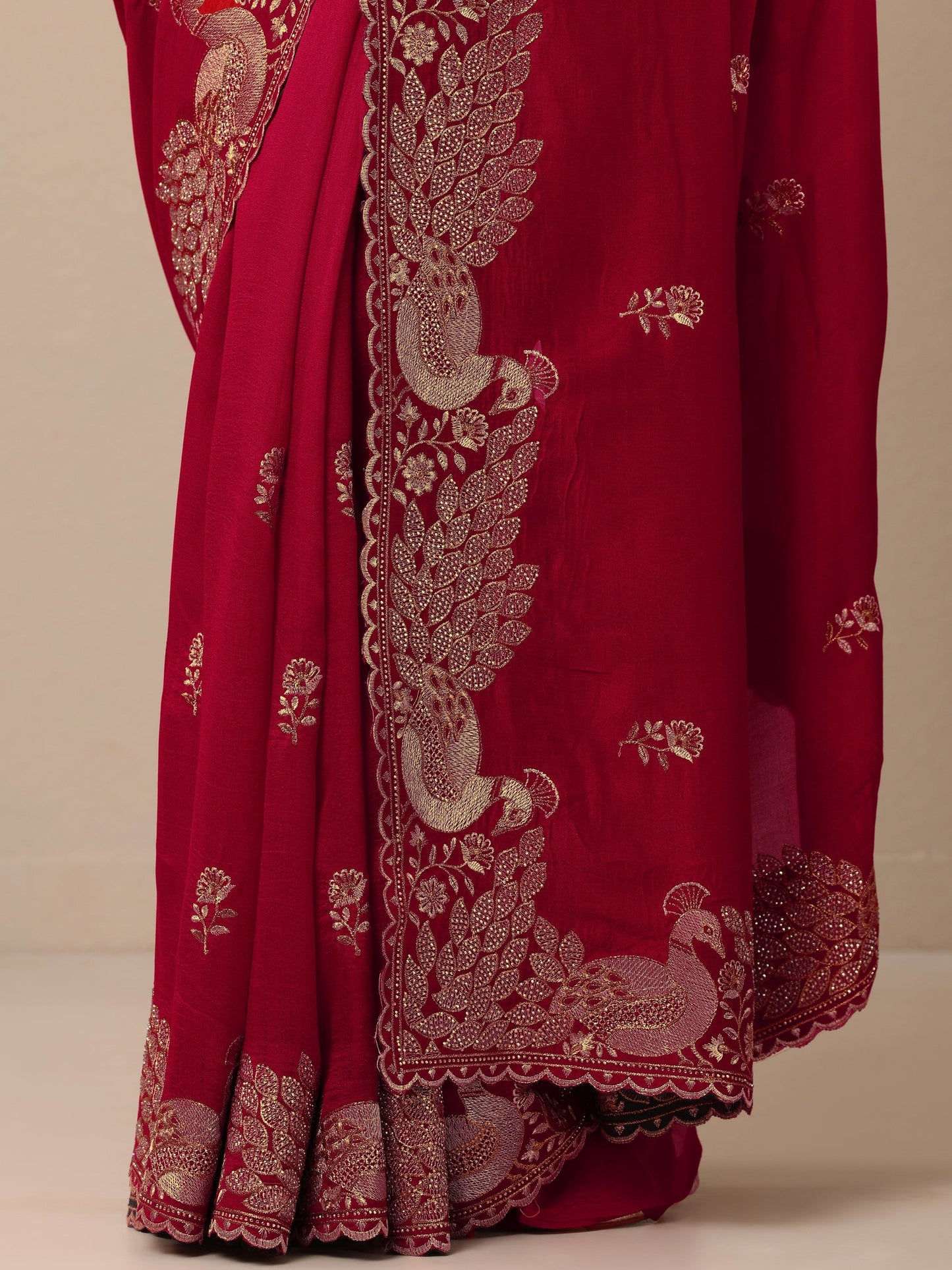Red Embroidered Silk Blend Sarees With Unstitched Blouse Piece