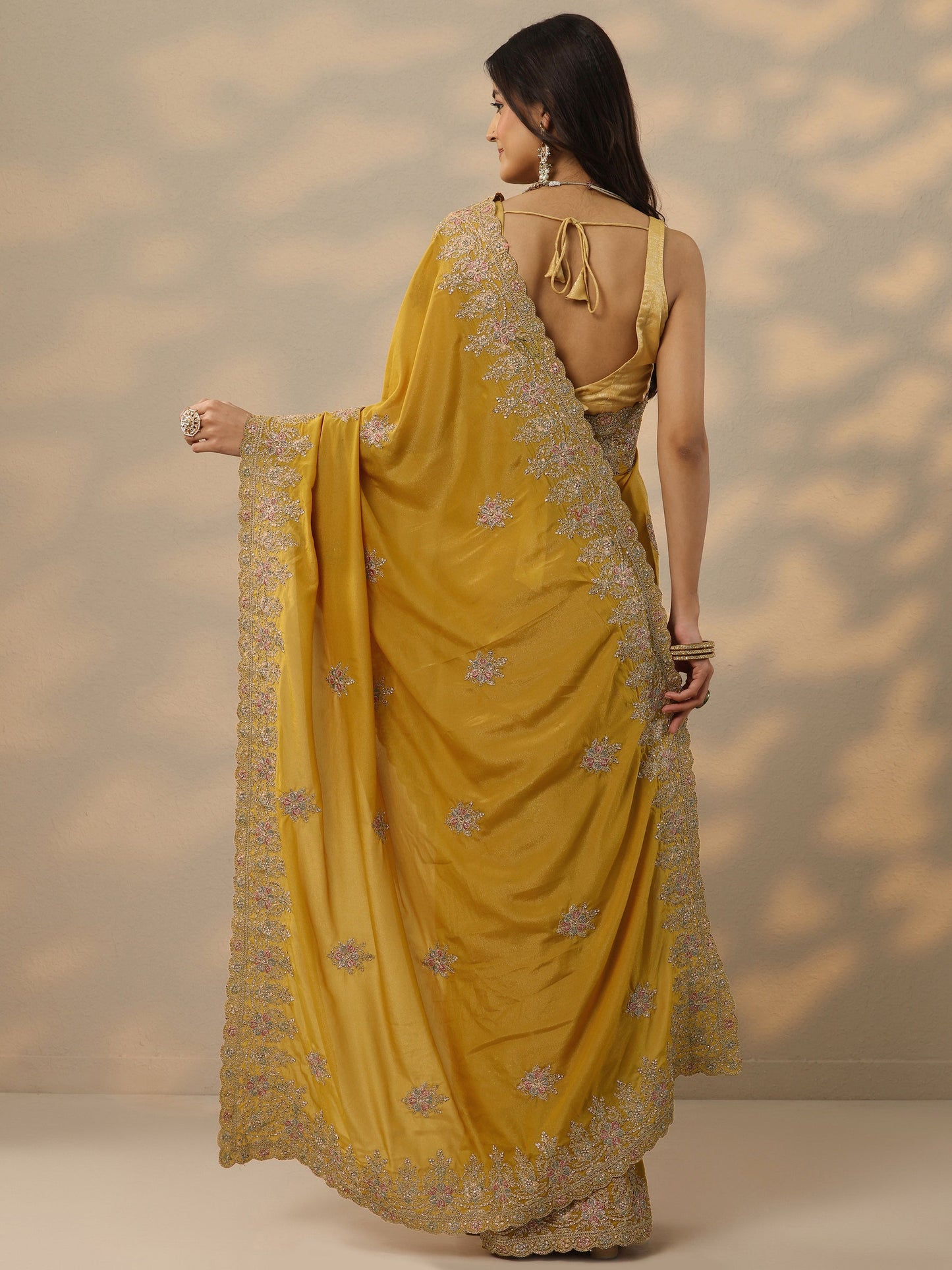 Mustard Embroidered Silk Blend Saree With Unstitched Blouse Piece