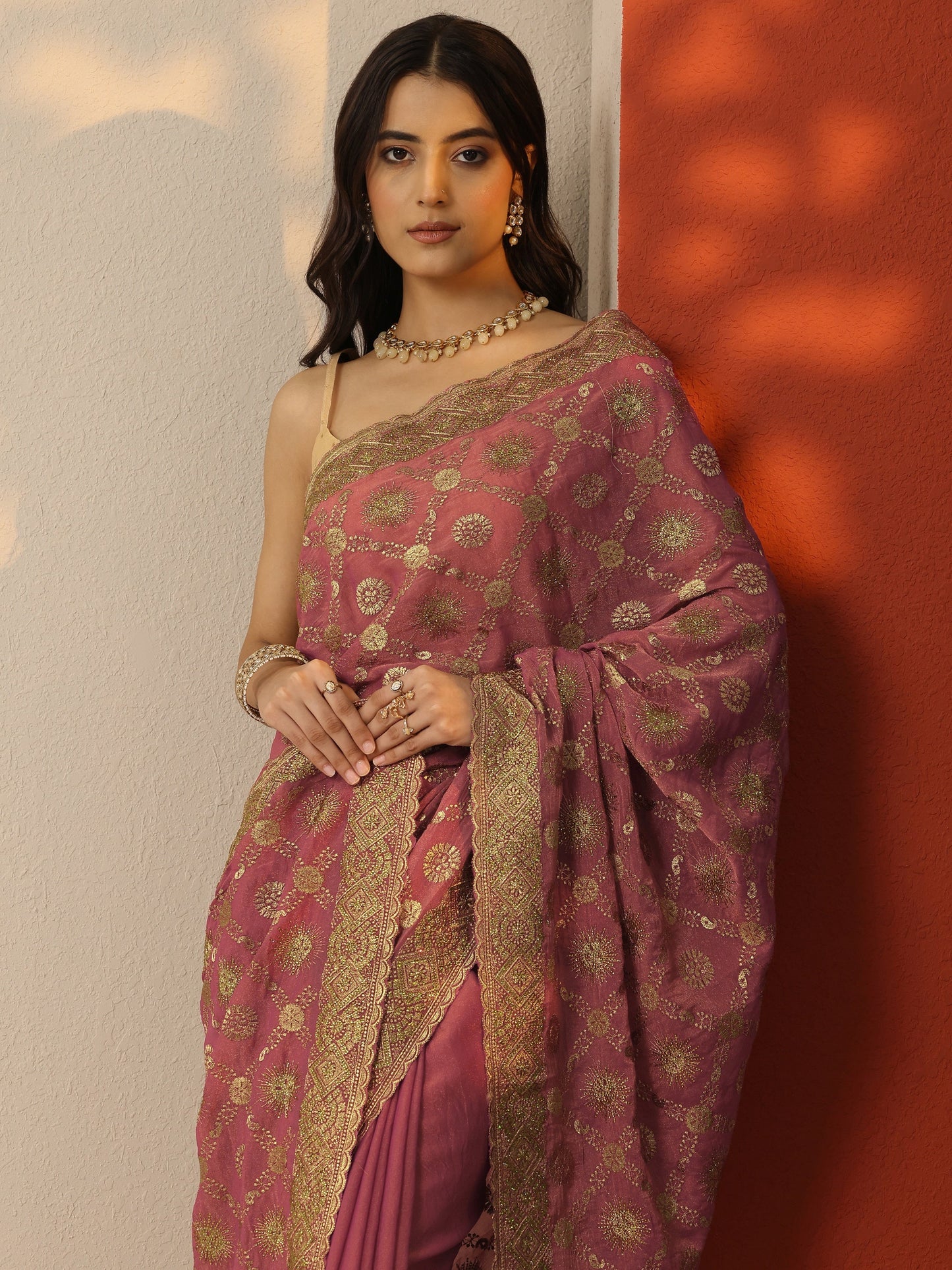 Pink Embroidered Banarasi Silk Blend Saree With Unstitched Blouse Piece