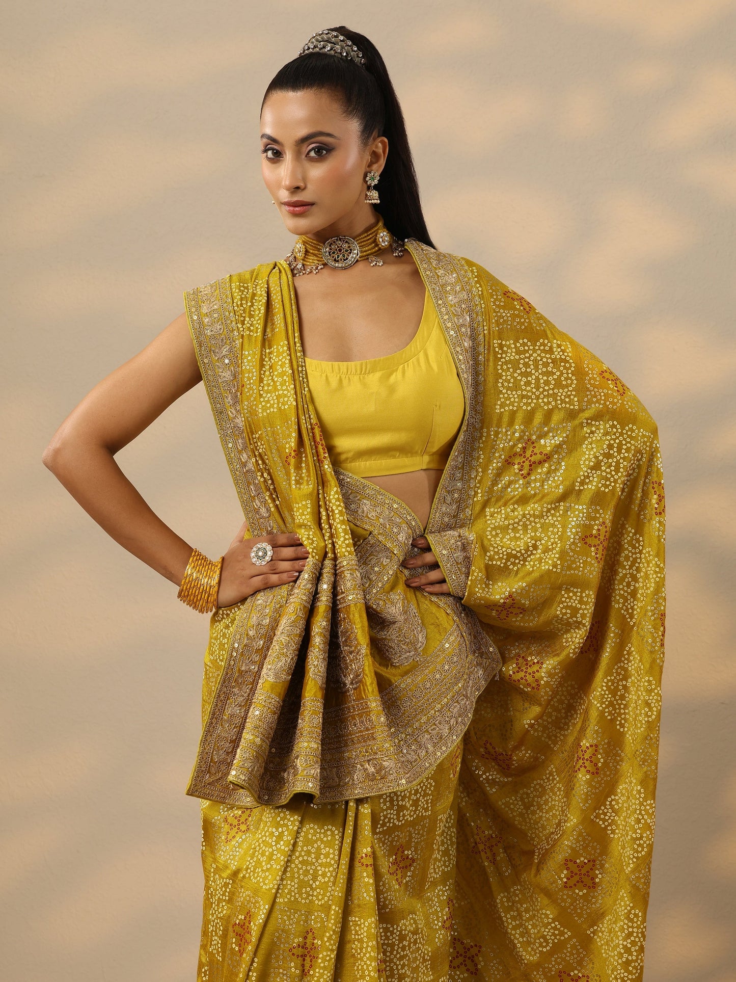 Mustard Printed Banarasi Silk Blend Saree With Unstitched Blouse Piece