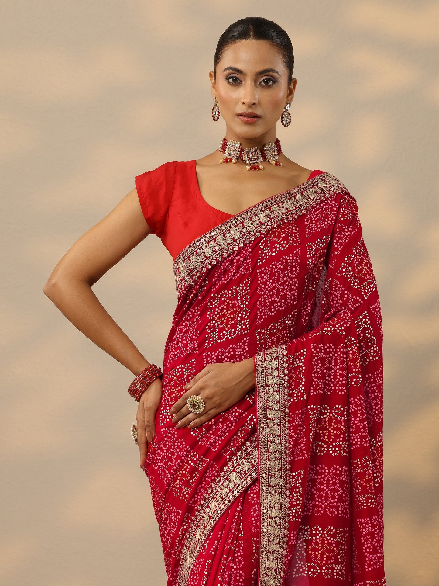 Red Bandhani  Printed Silk Blend Saree With Unstitched Blouse Piece