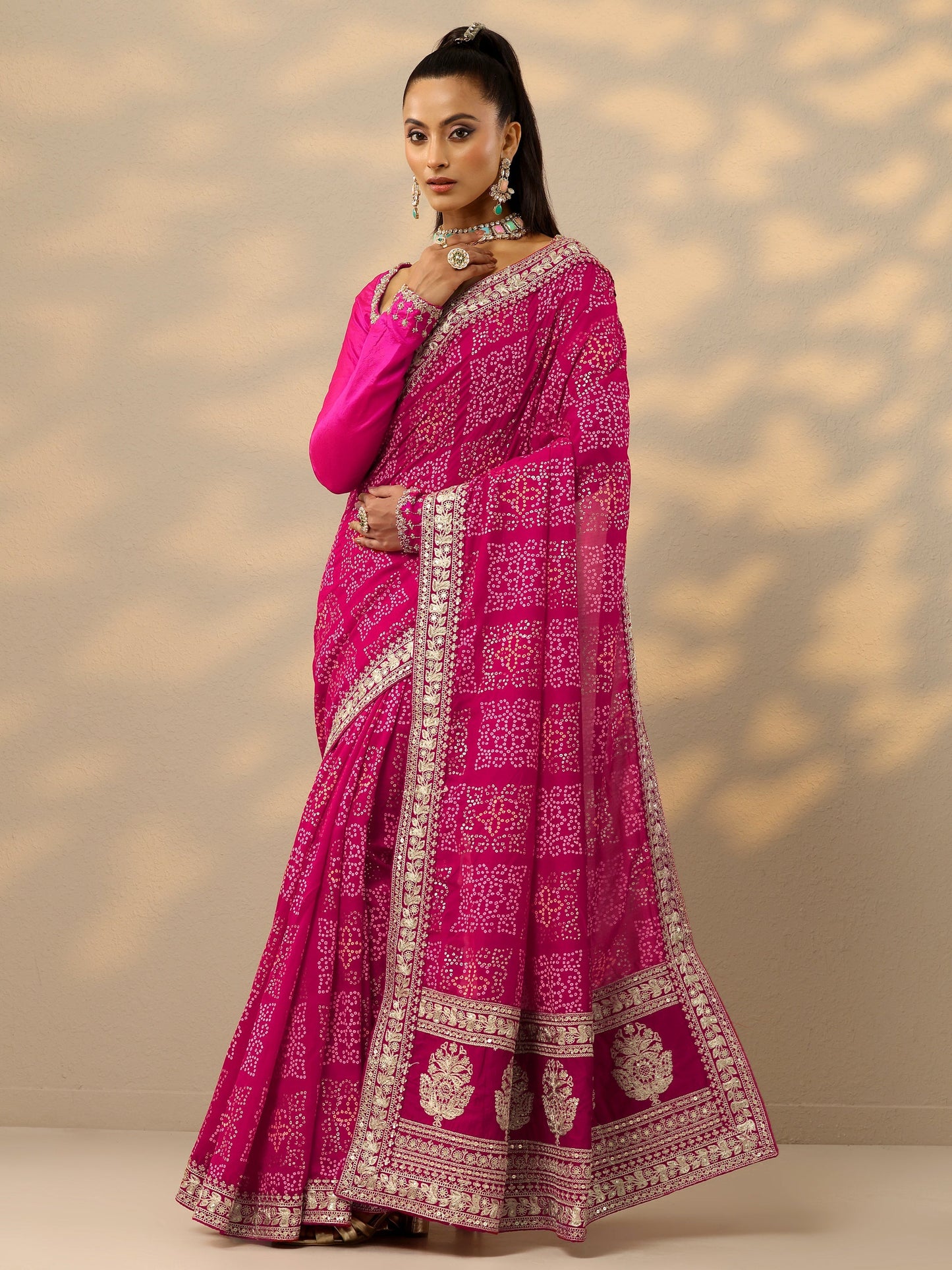 Pink Bandhani  Printed Silk Blend Saree With Unstitched Blouse Piece