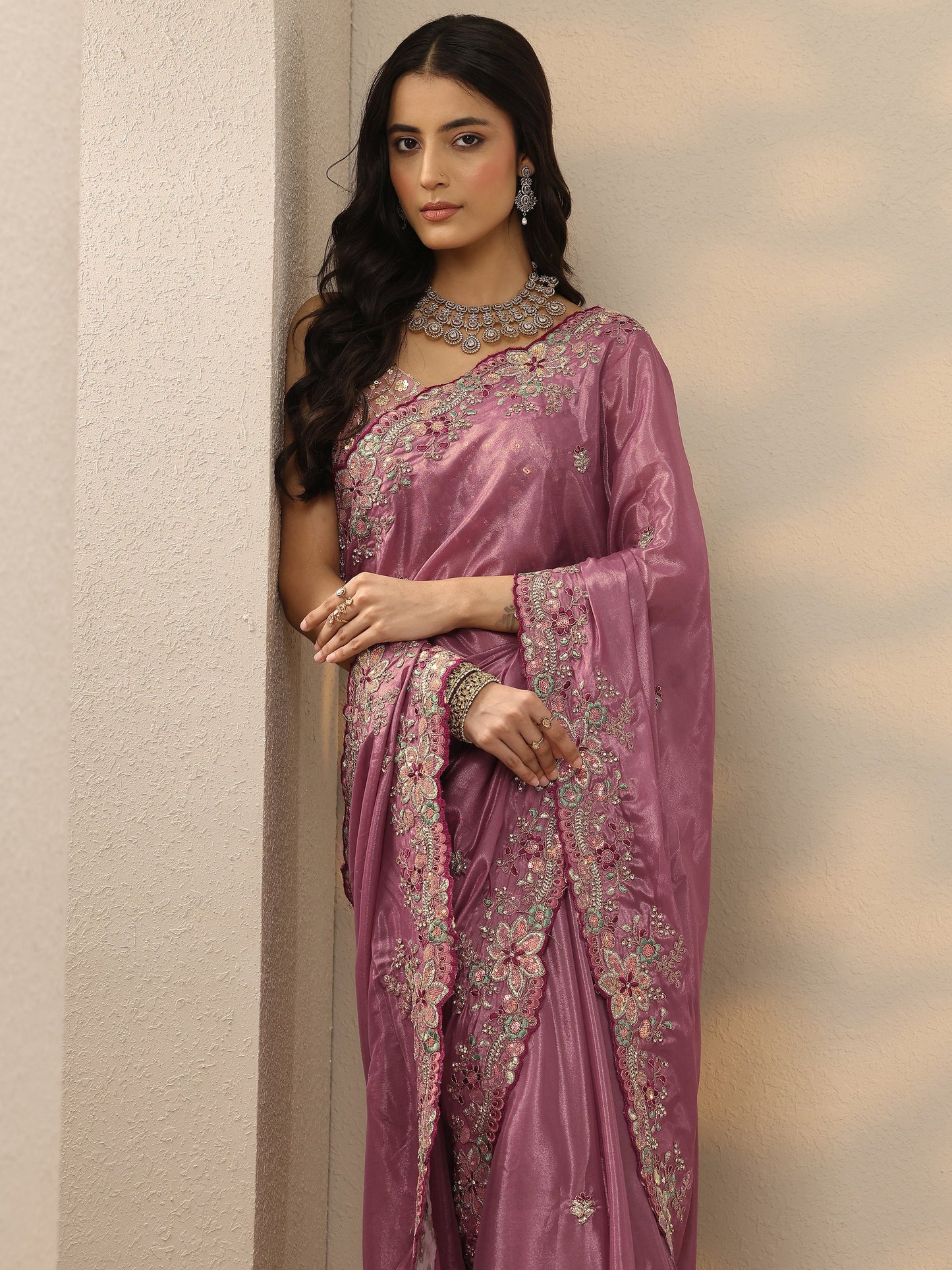 Mauve Embroidered Crepe Saree With Unstitched Blouse Piece