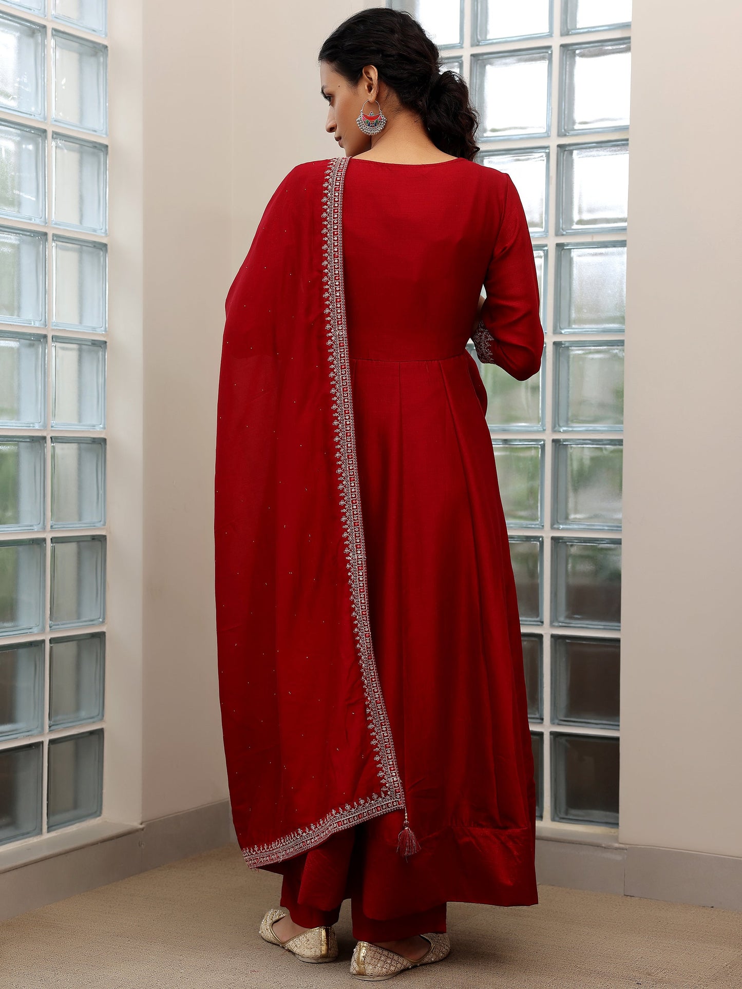 Maroon Embroidered Silk Blend Anarkali Suit Set With Dupatta