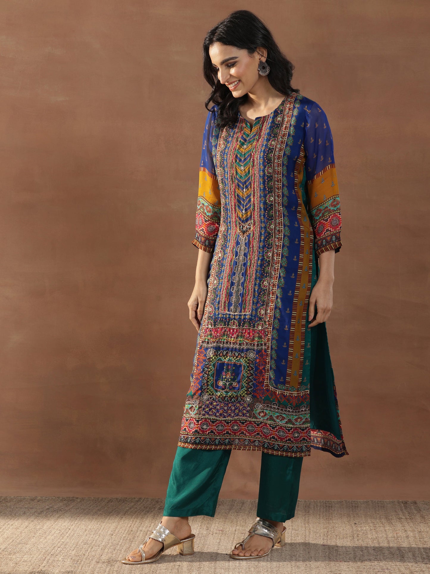 Multicoloured Printed Organza Straight Suit Set With Dupatta