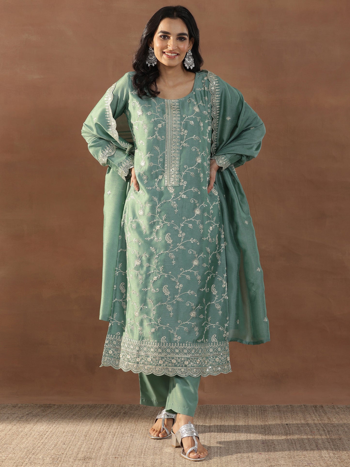 Green Embroidered Silk Blend Straight Suits With Dupatta