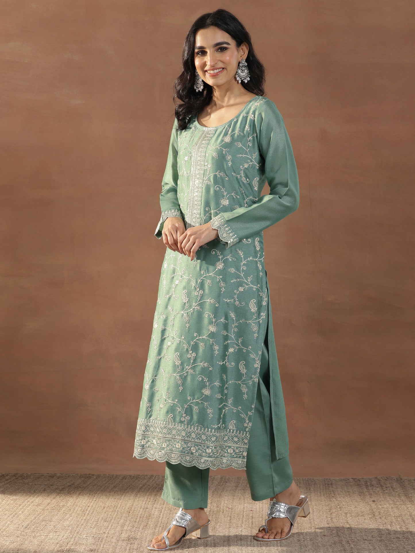 Green Embroidered Silk Blend Straight Suits With Dupatta