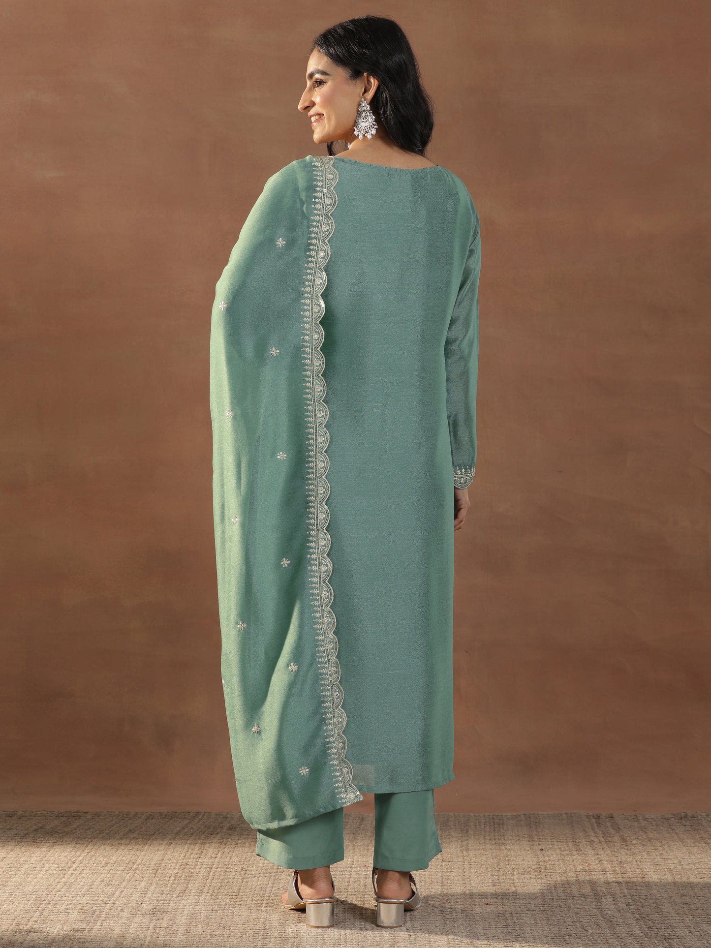 Green Embroidered Silk Blend Straight Suits With Dupatta