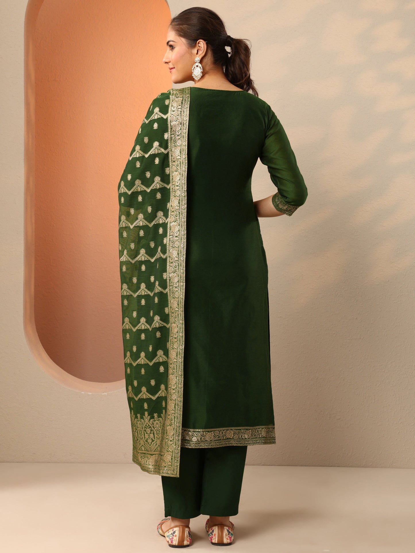 Green Woven Design Silk Blend Straight Suit Set With Dupatta