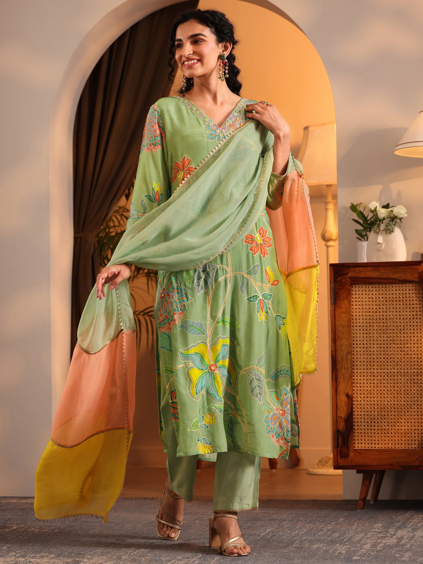 Libas Art Green Printed Crepe Straight Suit Set With Dupatta