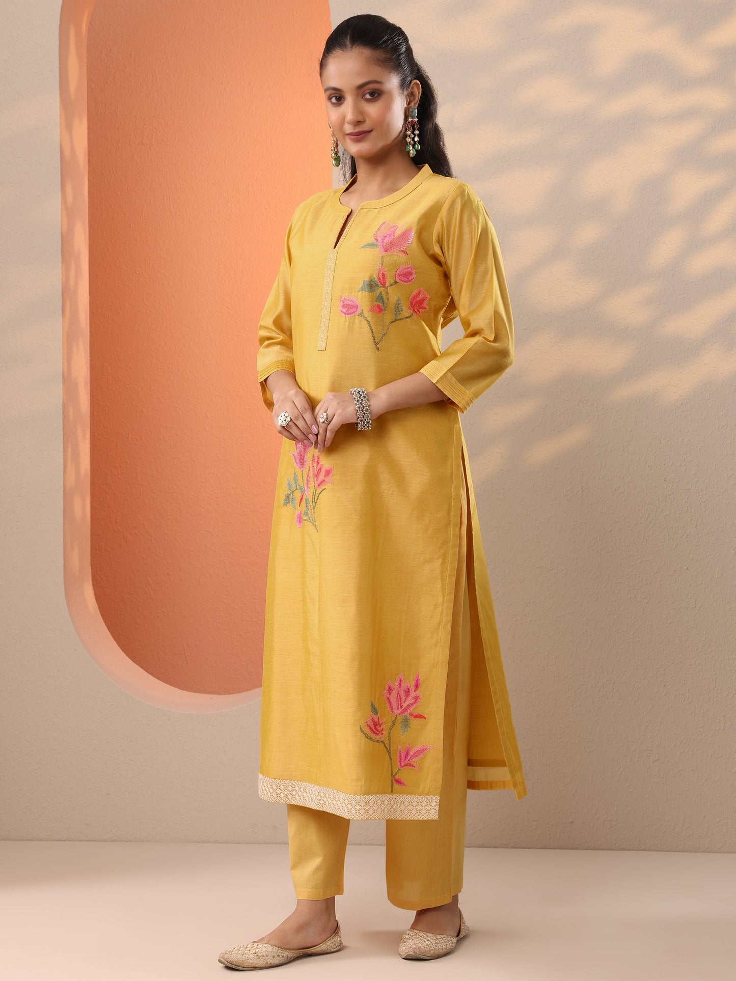 Yellow Embroidered Silk Blend Straight Suit Set With Dupatta