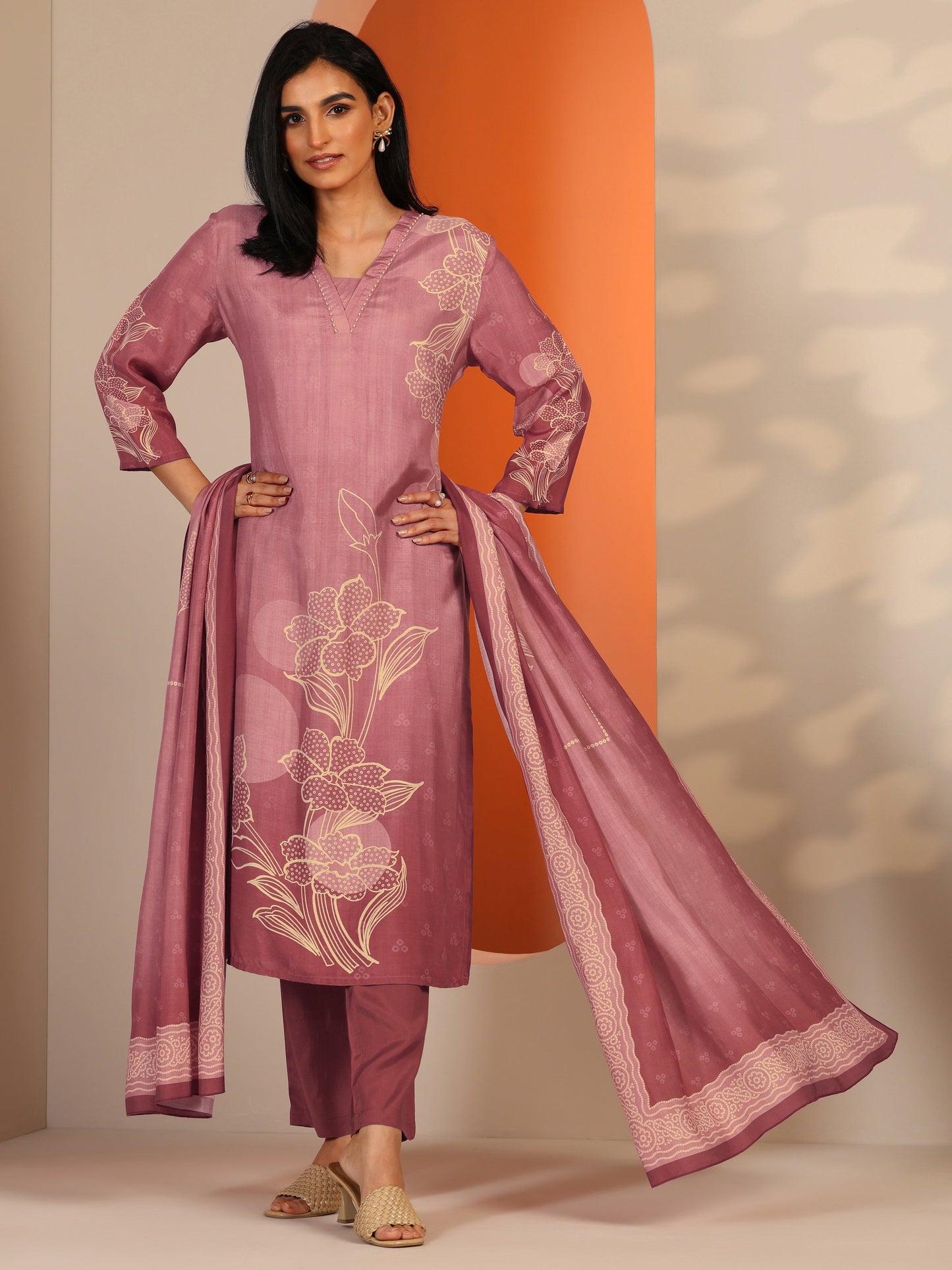 Pink Printed Muslin Straight Suit Set With Dupatta