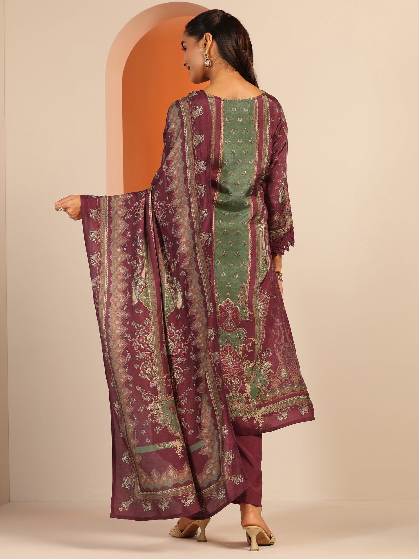 Maroon Printed Muslin Straight Suit Set With Dupatta