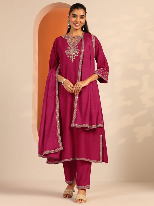 Pink Embroidered Silk Blend Straight Suit Set With Dupatta