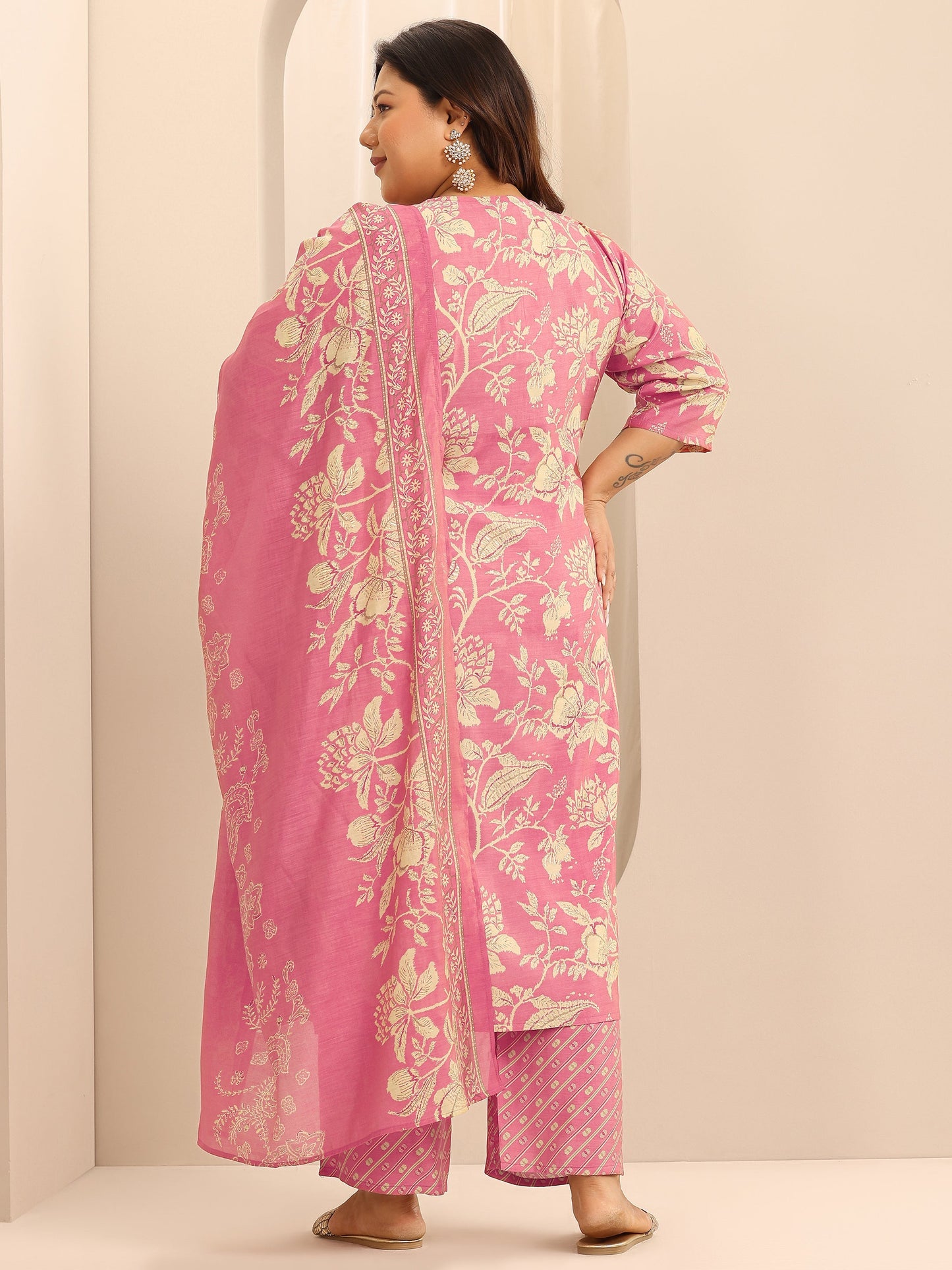 Plus Size Pink Printed Silk Blend Straight Suit Set With Dupatta