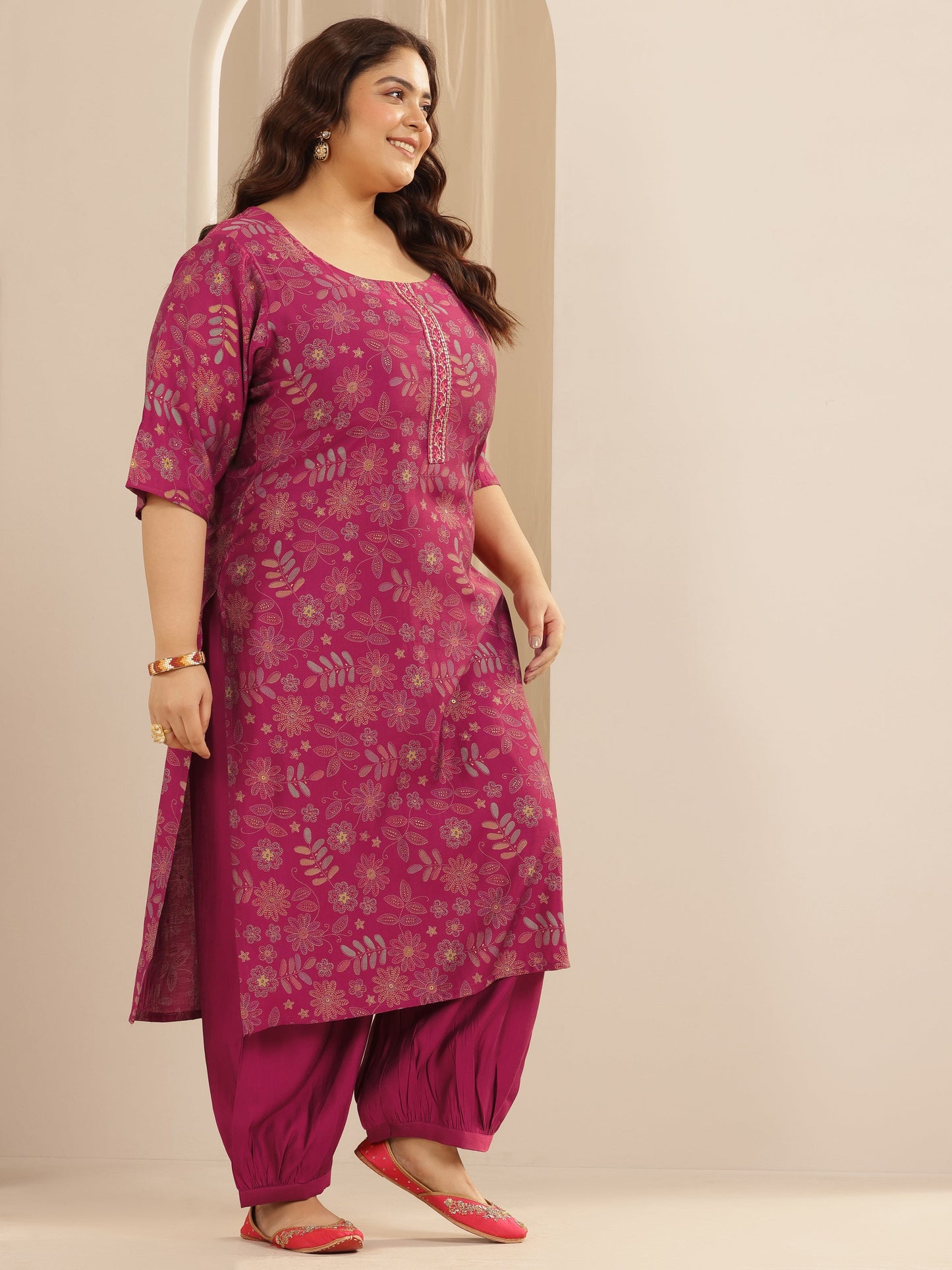 Plus Size Pink Printed Silk blend Straight Suit Set With Dupatta
