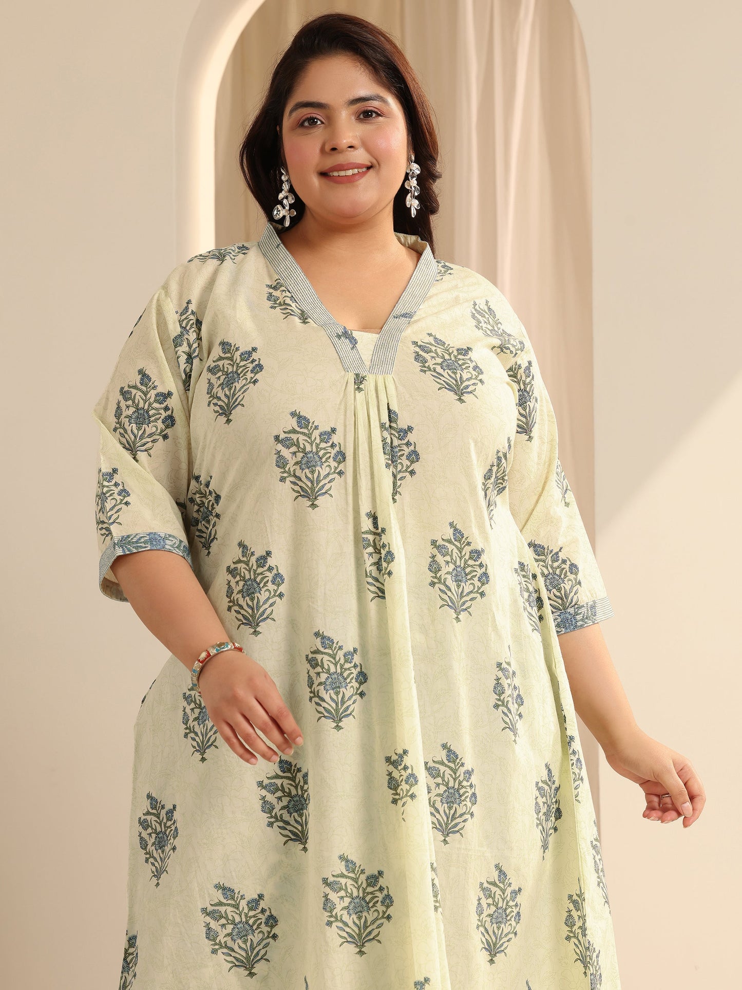 Plus Size Off White Printed Cotton Blend A-Line Kurta Set