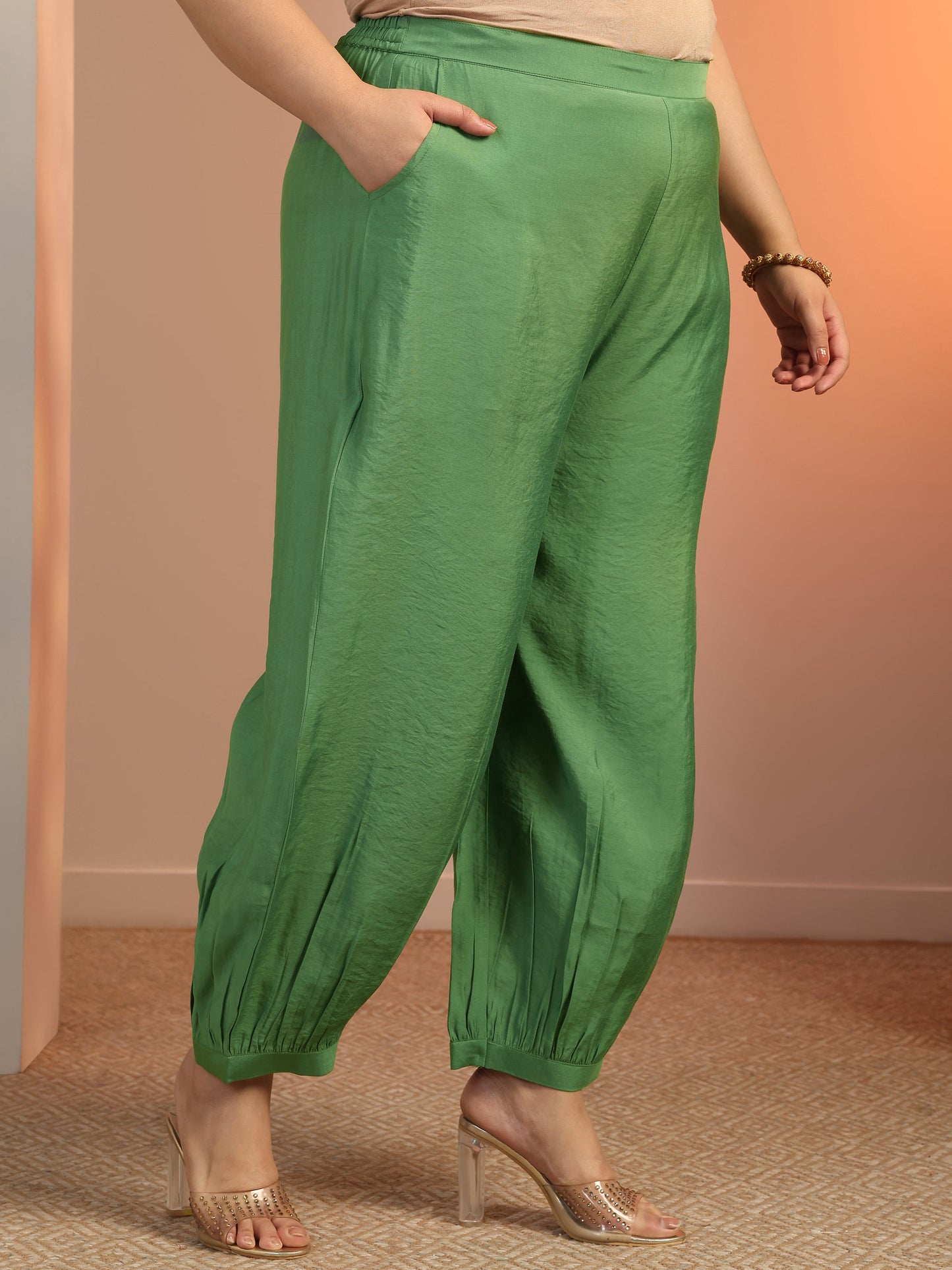 Plus Size Green Embroidered Silk blend Straight Suit Set With Dupatta