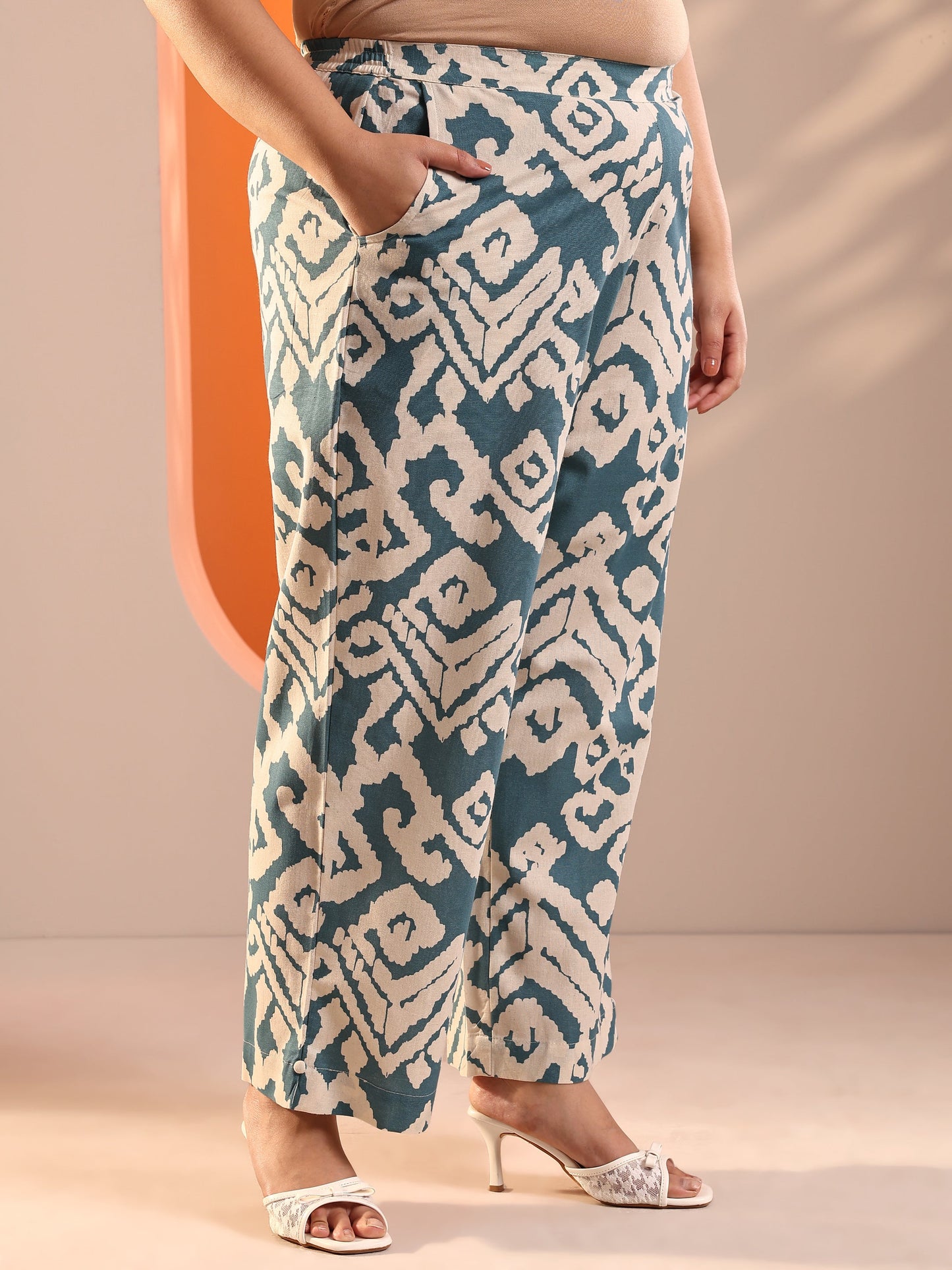 Plus Size Blue Printed Cotton Blend Straight Kurta Set