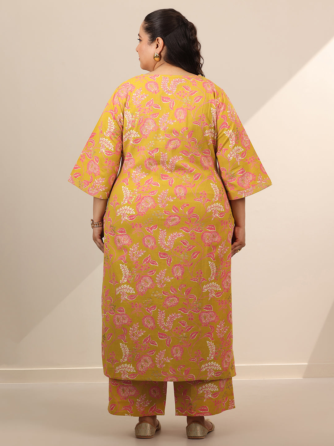 Plus Size Yellow Printed Cotton Blend Straight Kurta Set