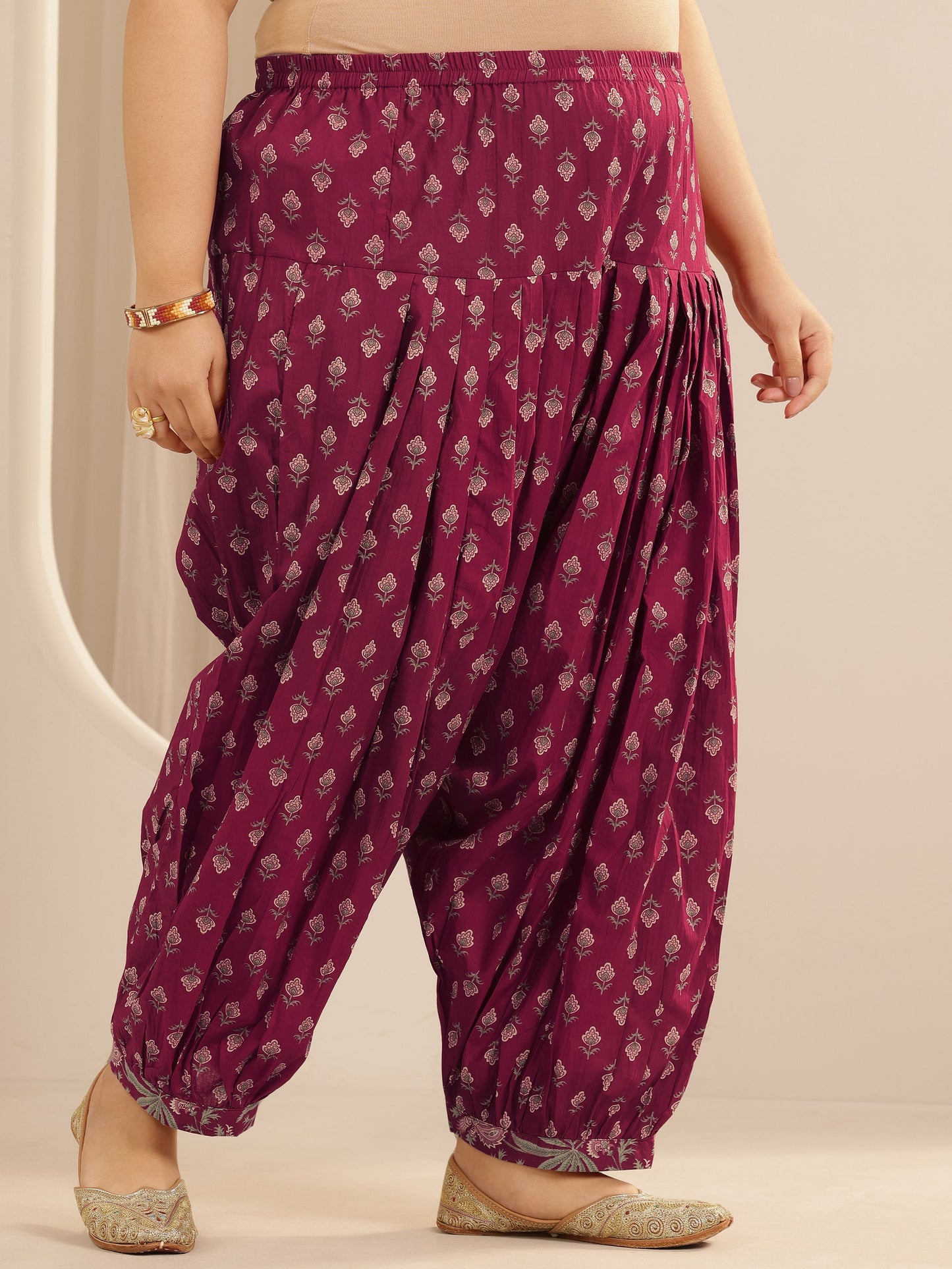 Plus Size Pink Printed Cotton Straight Suit Set With Dupatta