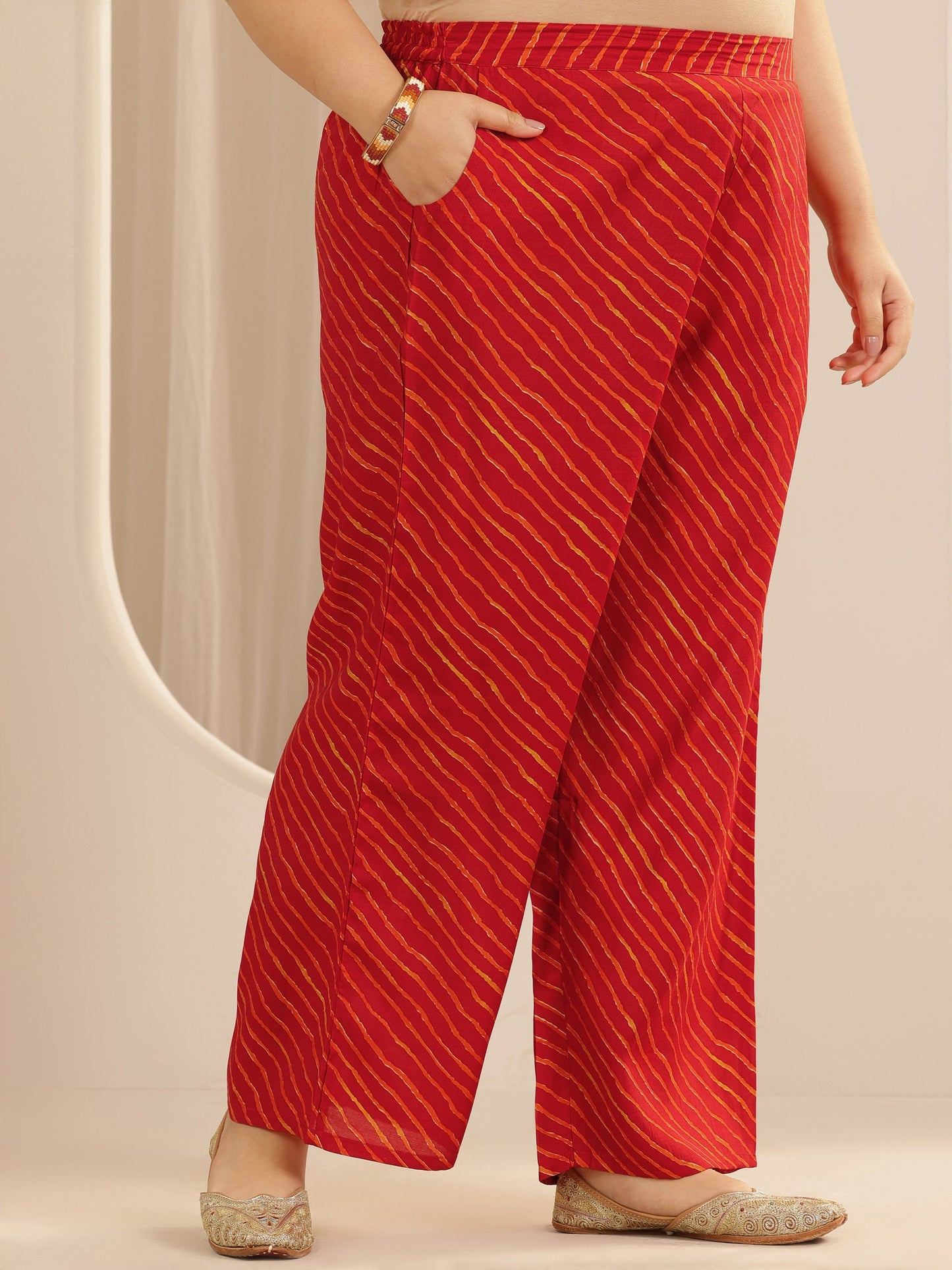 Plus Size Red Printed Silk blend Straight Suit Set With Dupatta