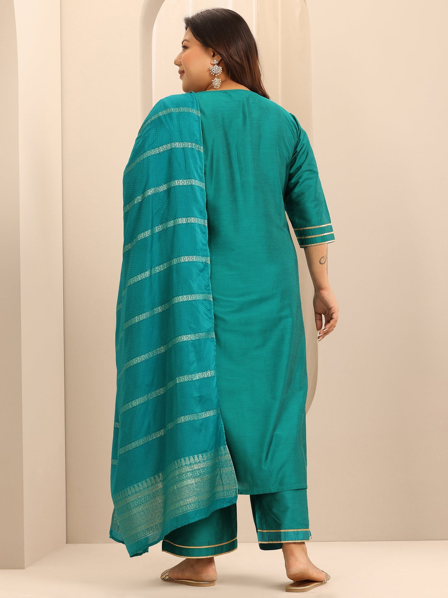 Plus Size Teal Solid Silk Blend Straight Suit Set With Dupatta