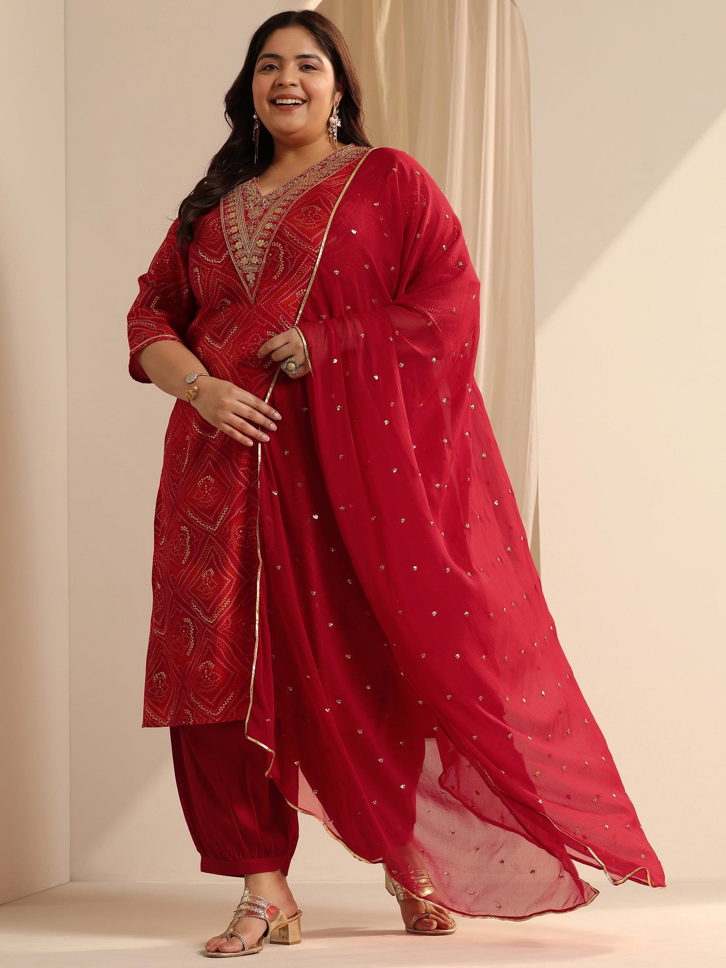 Plus Size Red Printed Silk blend Straight Suit Set With Dupatta