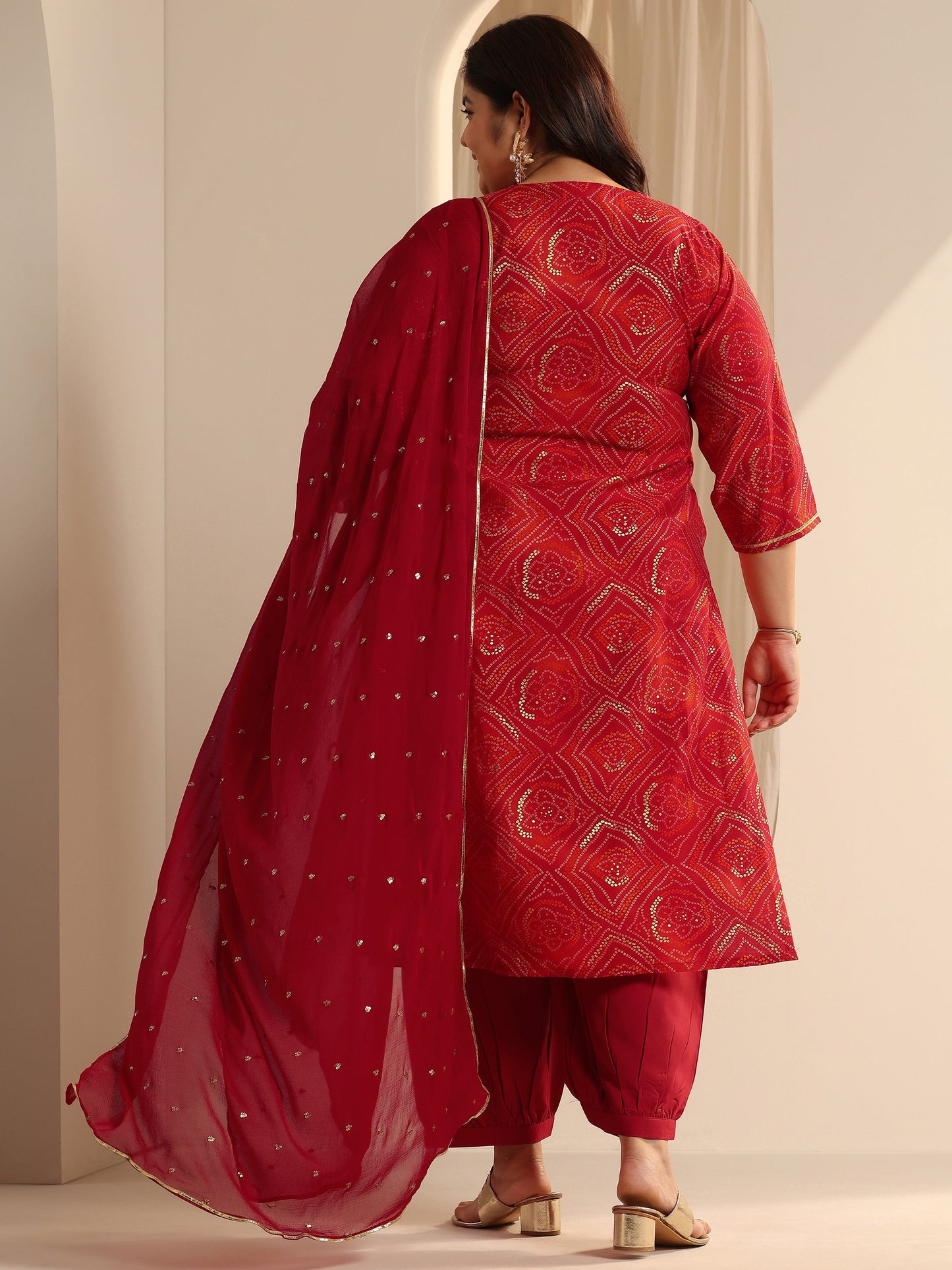 Plus Size Red Printed Silk blend Straight Suit Set With Dupatta