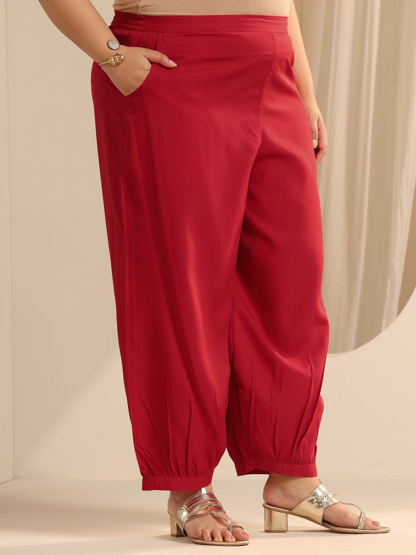 Plus Size Red Printed Silk blend Straight Suit Set With Dupatta