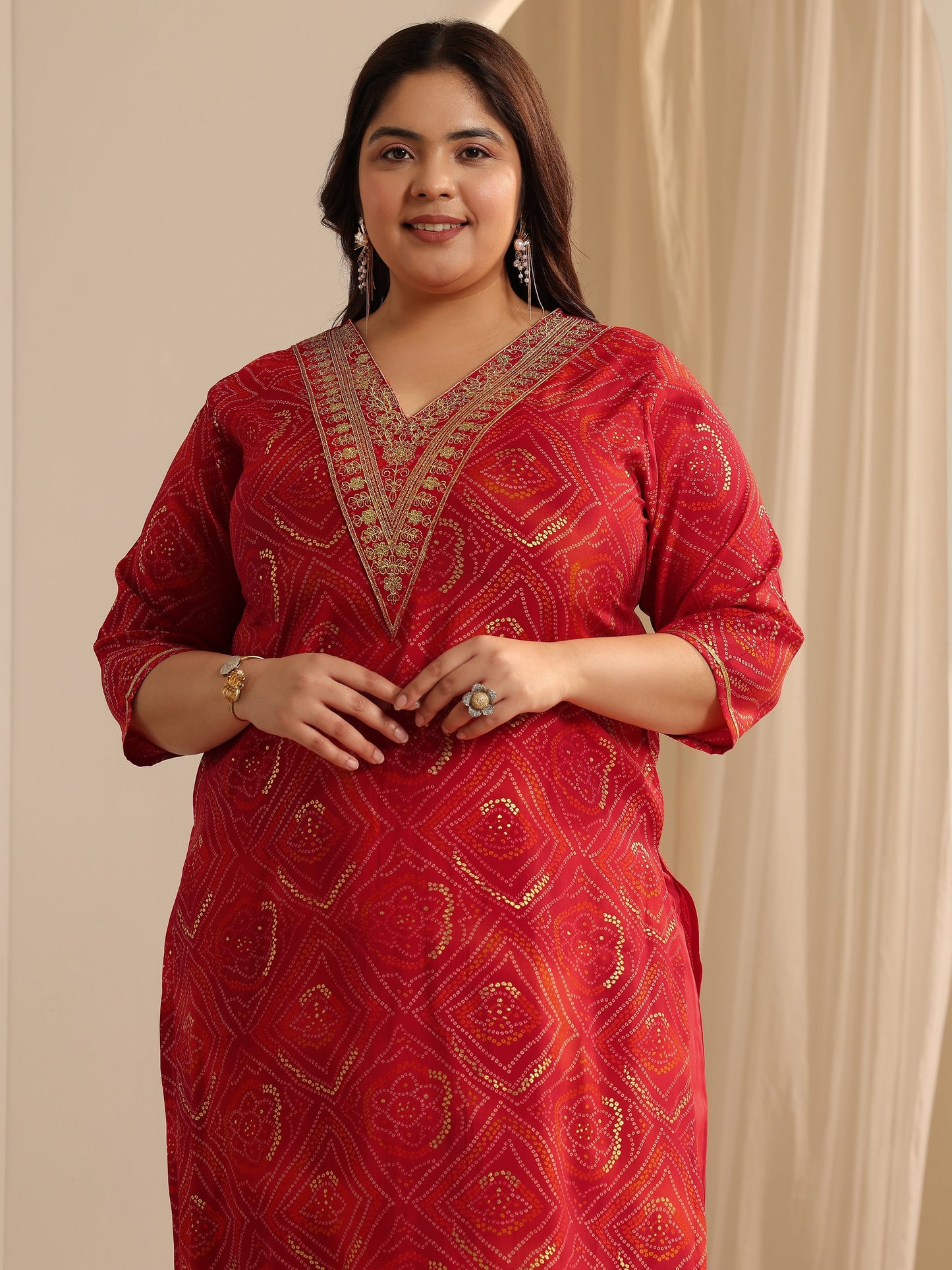 Plus Size Red Printed Silk blend Straight Suit Set With Dupatta