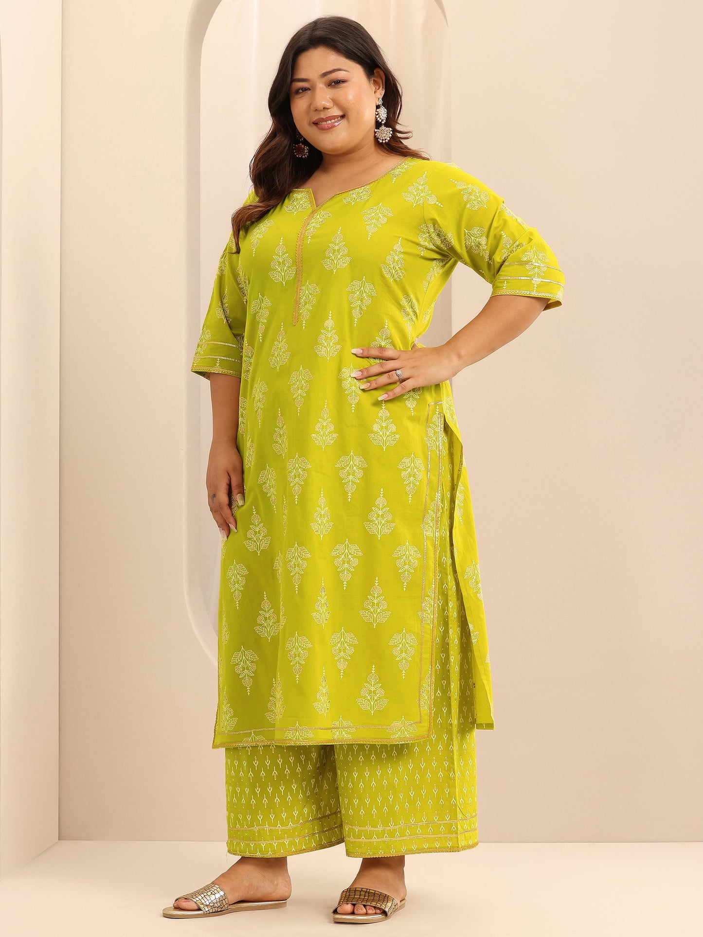 Plus Size Green Printed Cotton Straight Suit Set With Dupatta