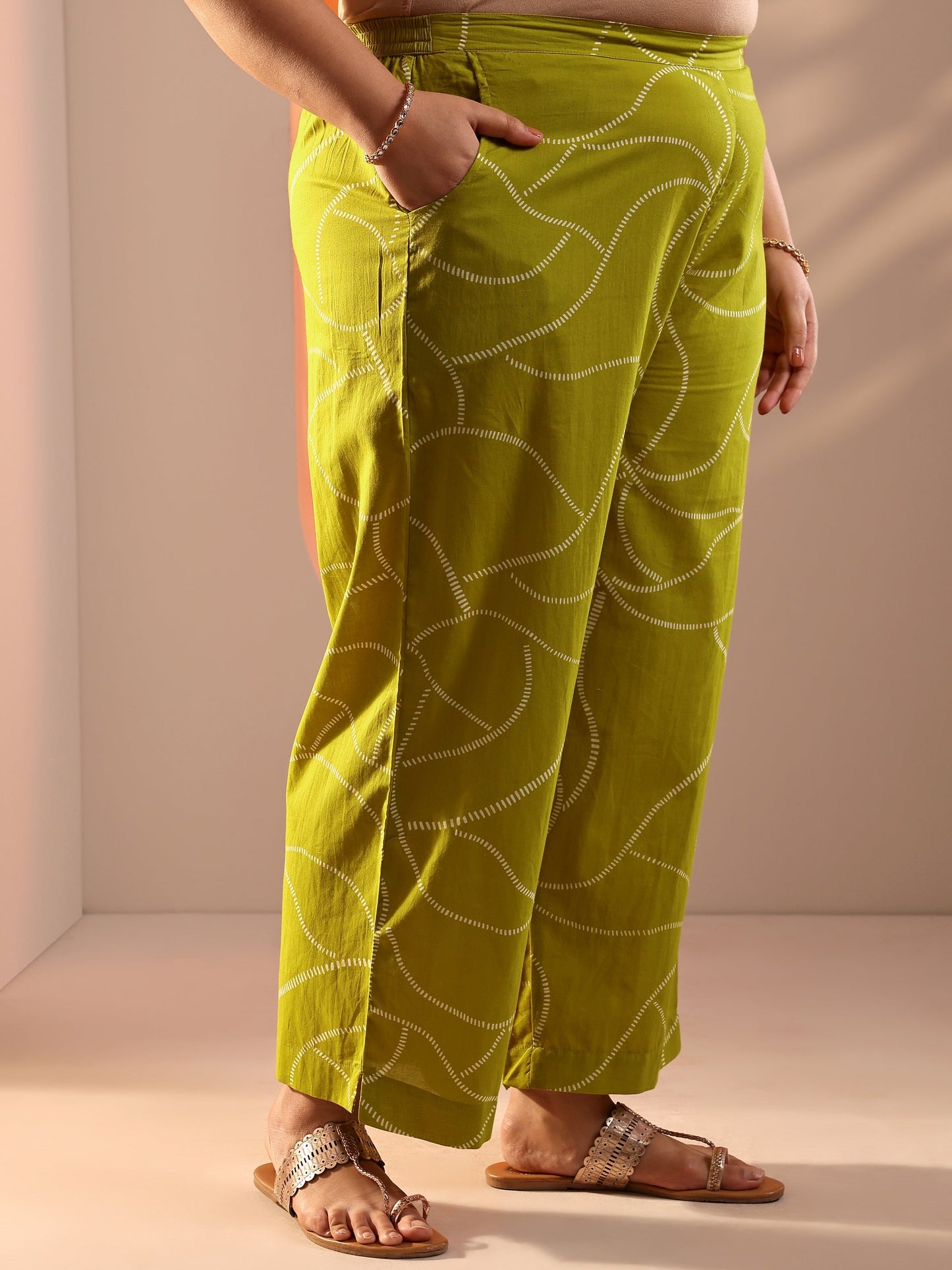 Plus Size Green Printed Cotton Straight Suit Set With Dupatta