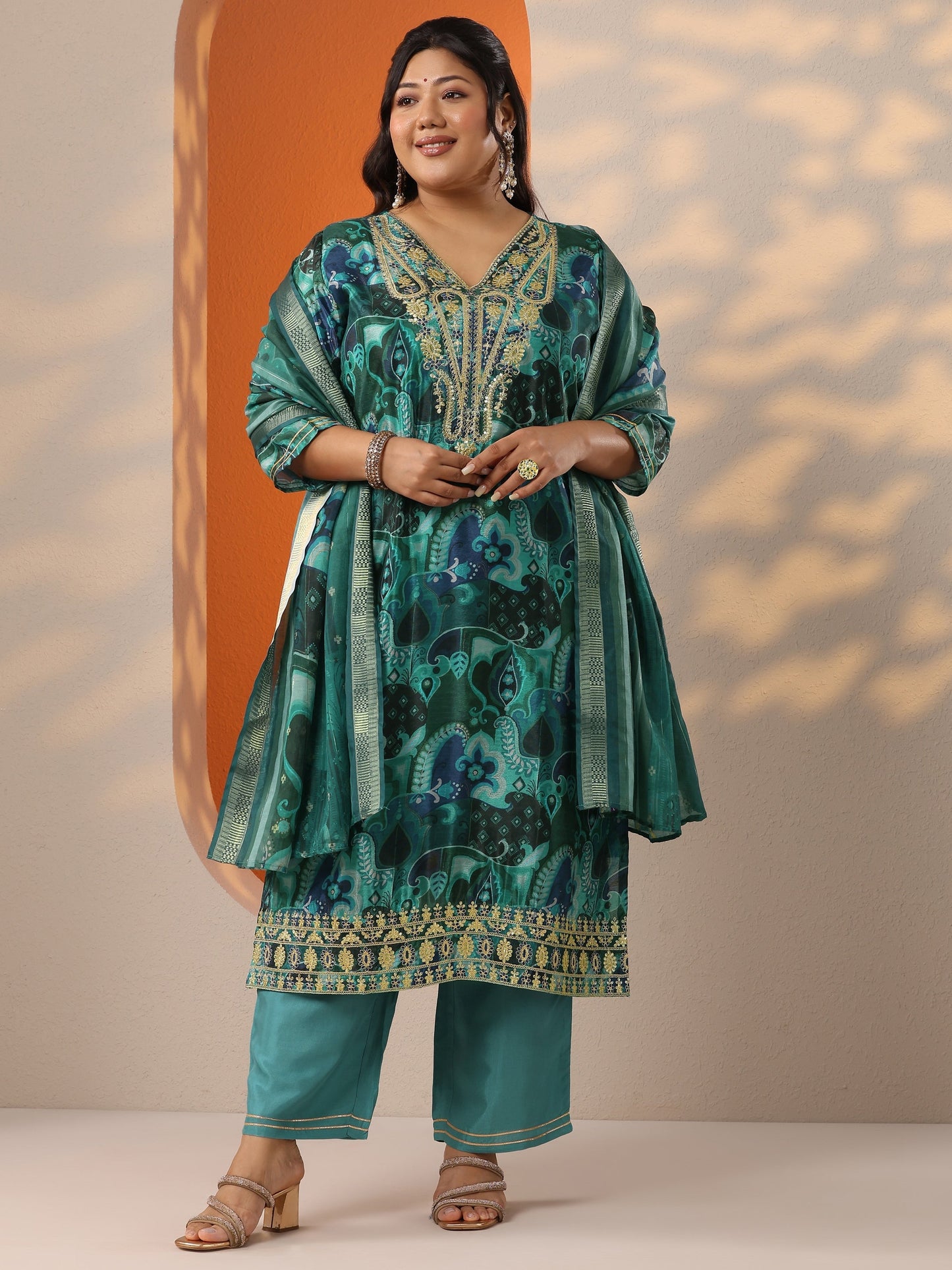 Plus Size Green Printed Chinon Straight Suit Set With Dupatta