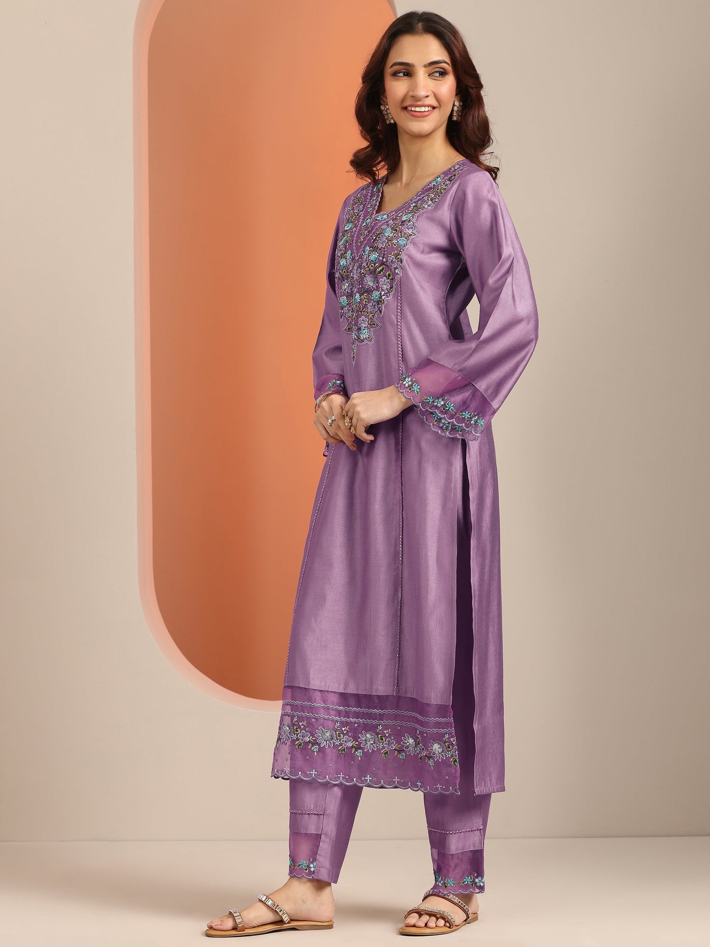 Mauve Embroidered Silk Blend Straight Suit Set With Dupatta