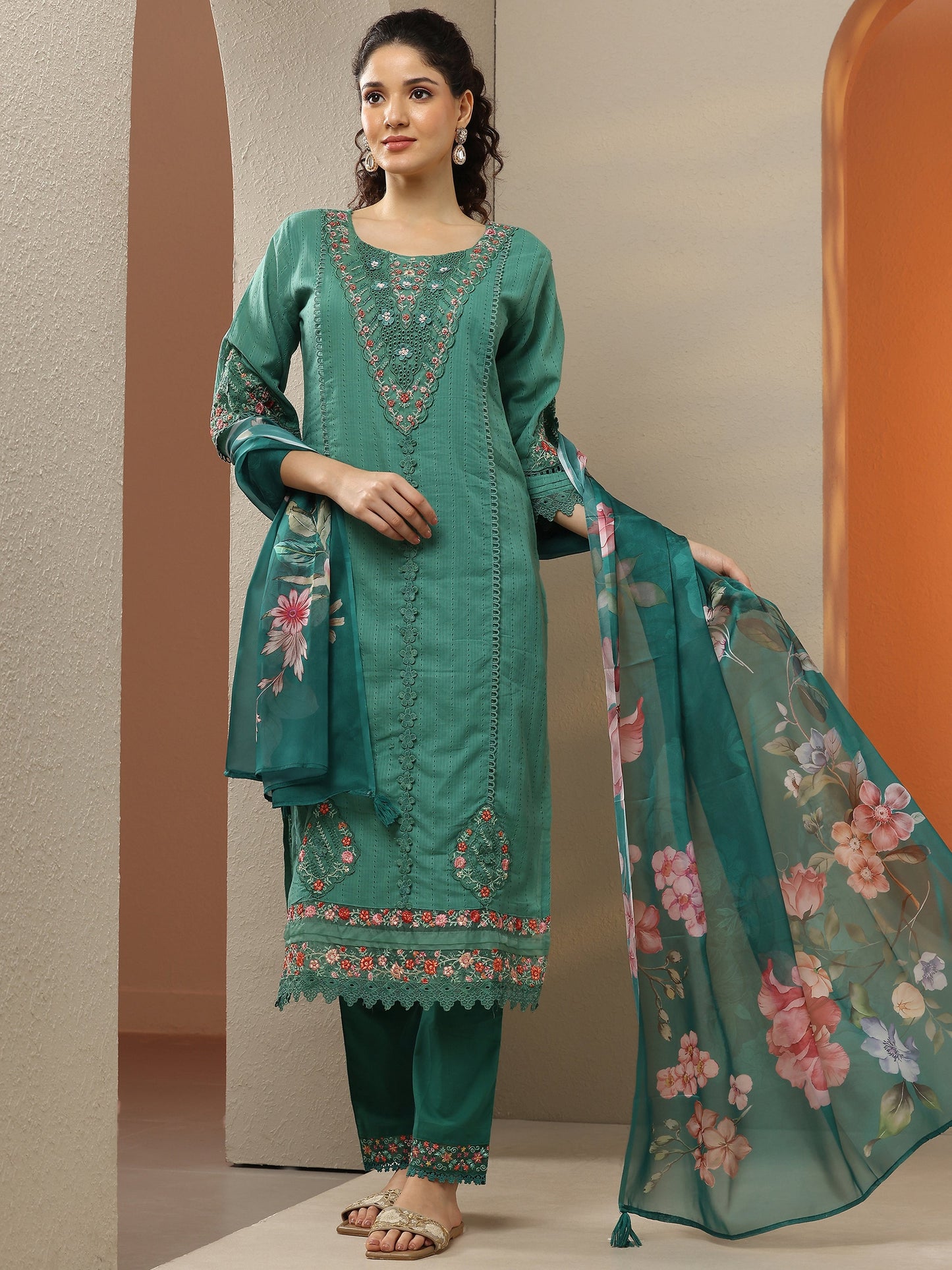 Green Embroidered Cotton Straight Suit Set With Dupatta