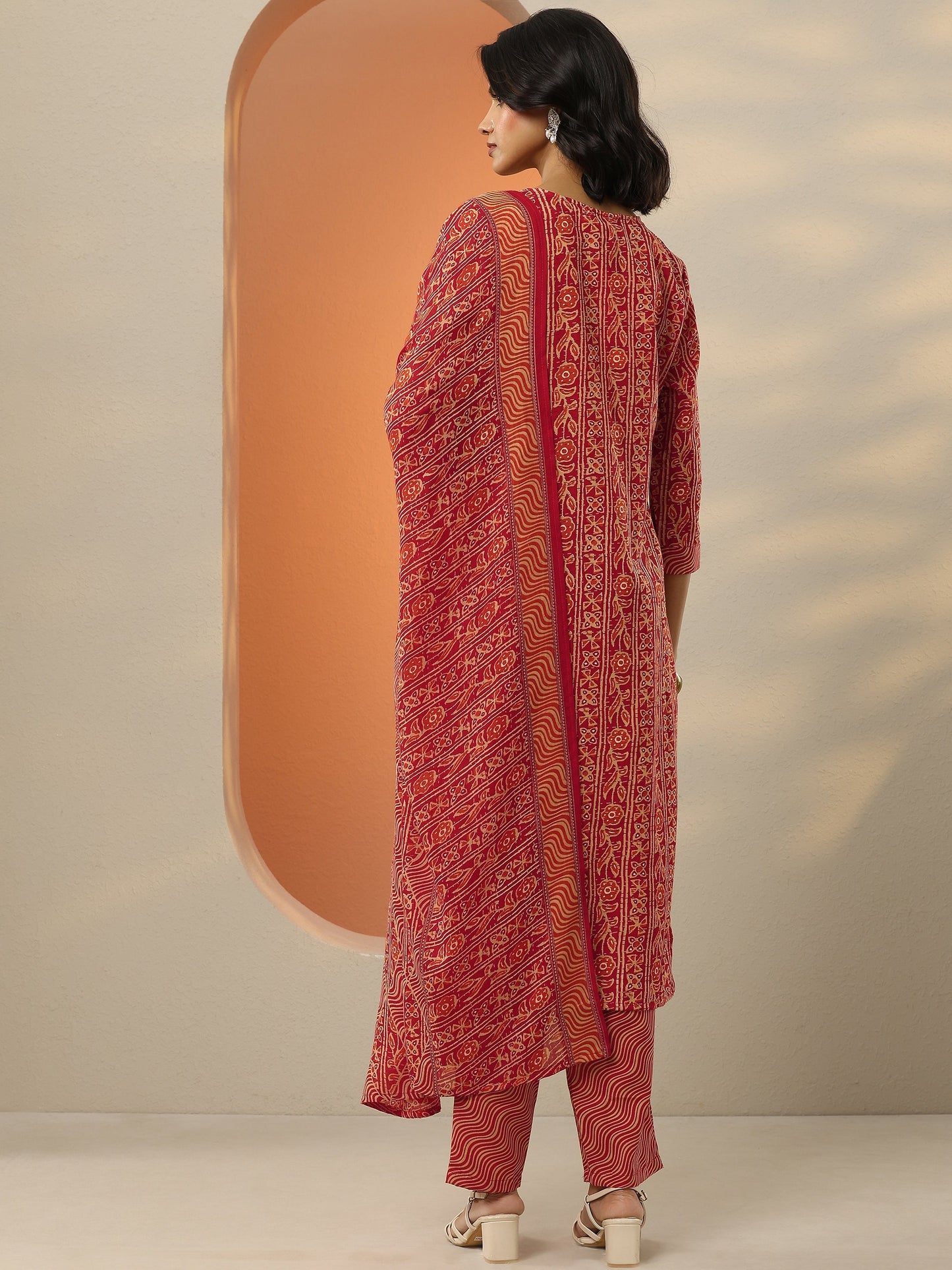 Red Printed Cotton Blend  Straight Suit Set With Dupatta