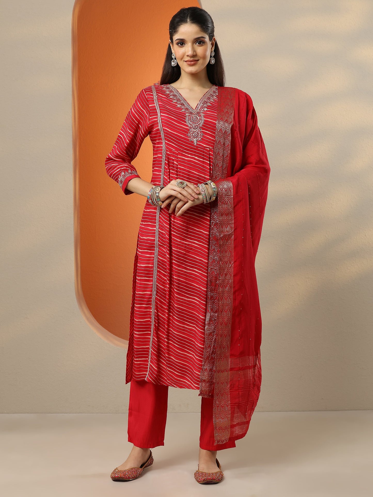 Pink Printed Silk blend Straight Suit Set With Dupatta