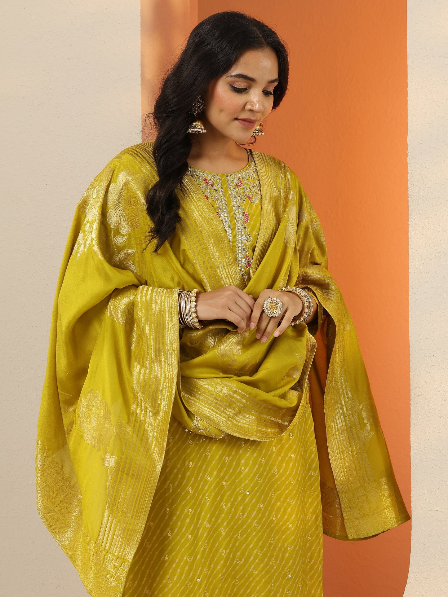 Green Printed Silk blend Straight Suit Set With Dupatta