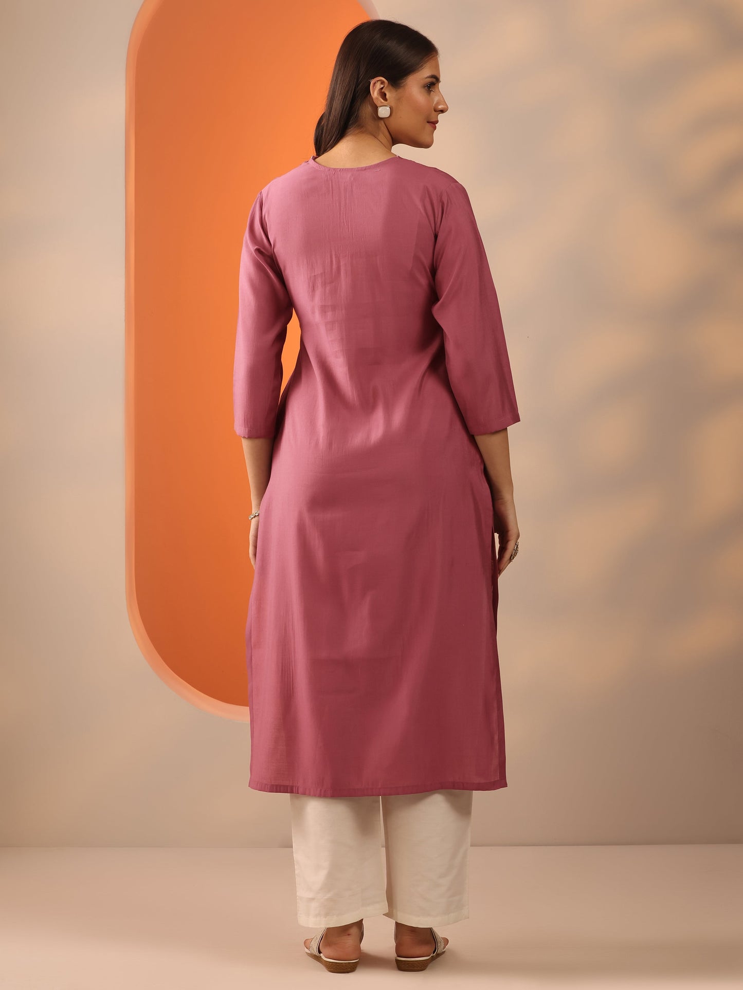 Mauve Embroidered Silk Blend Straight Kurta