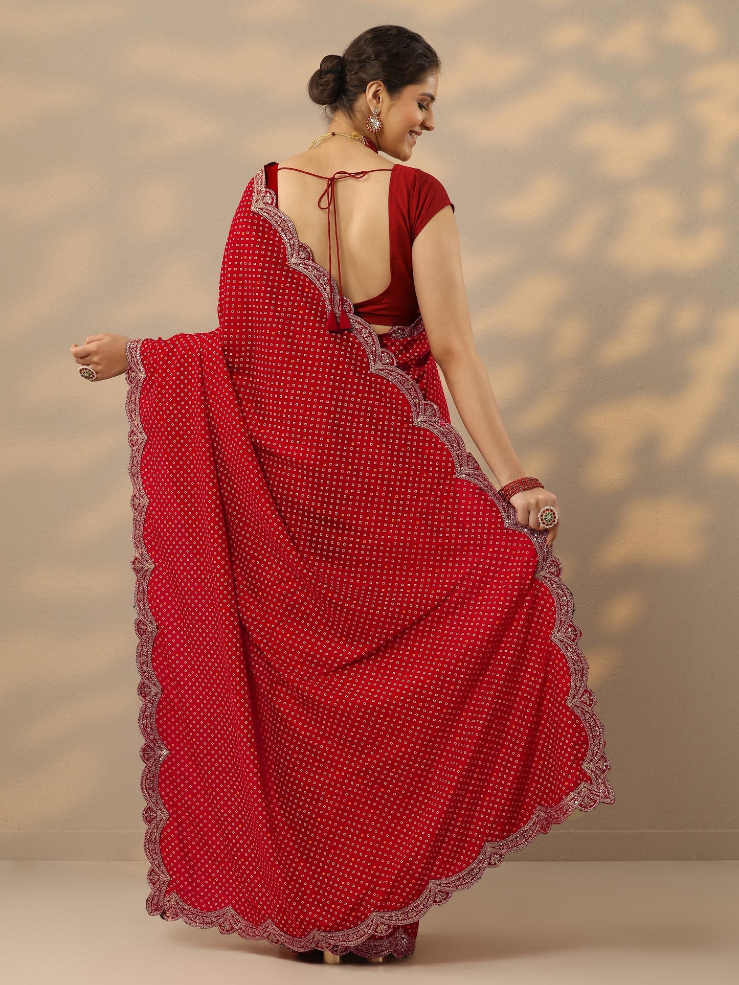 Red Bandhani  Printed Silk Blend Saree With Unstitched Blouse Piece