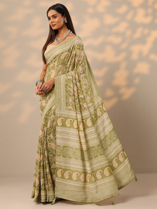 Green Printed Georgette Saree With Unstitched Blouse Piece